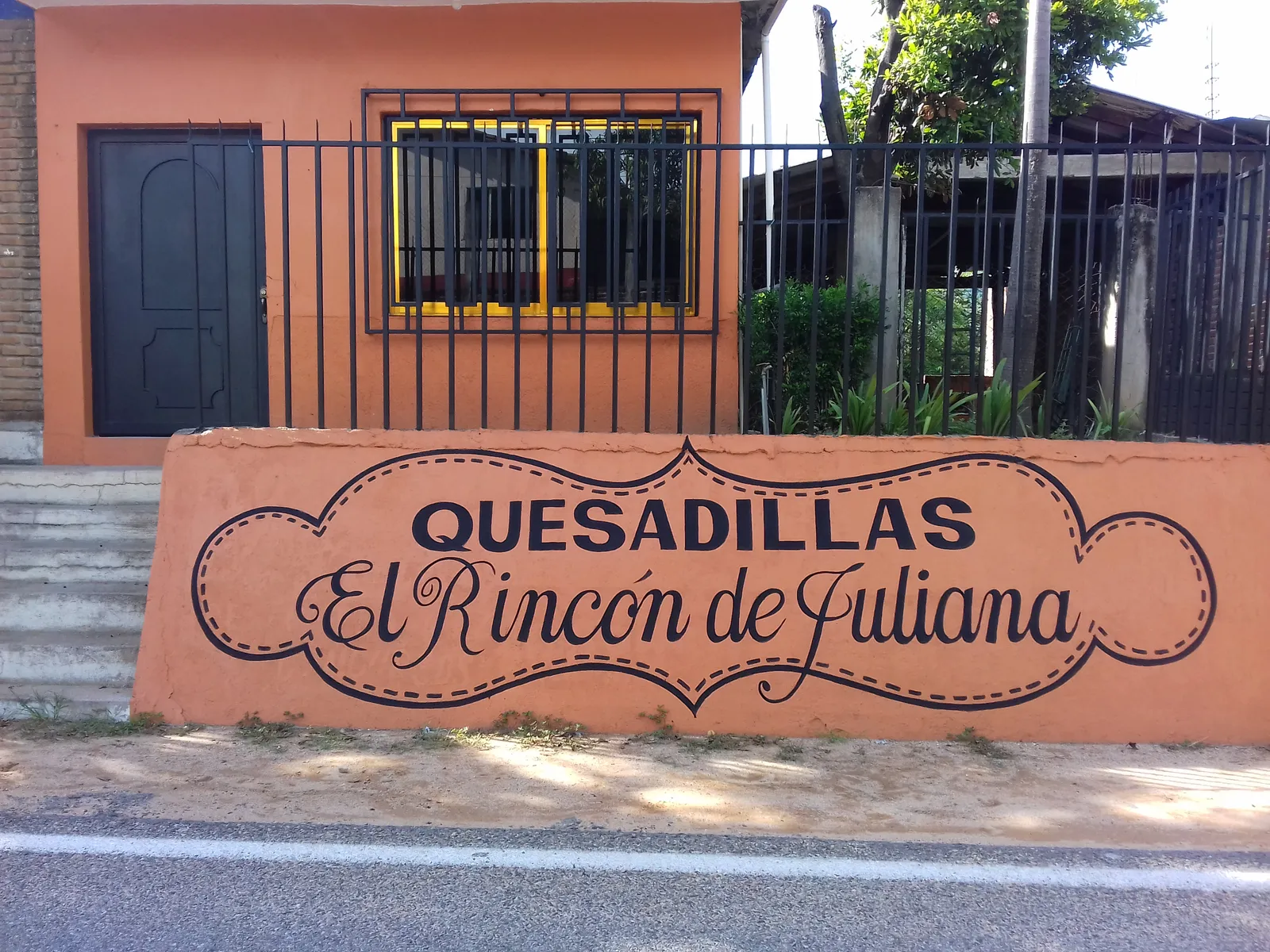 Quesadillas "El Rincón de Juliana" image 1