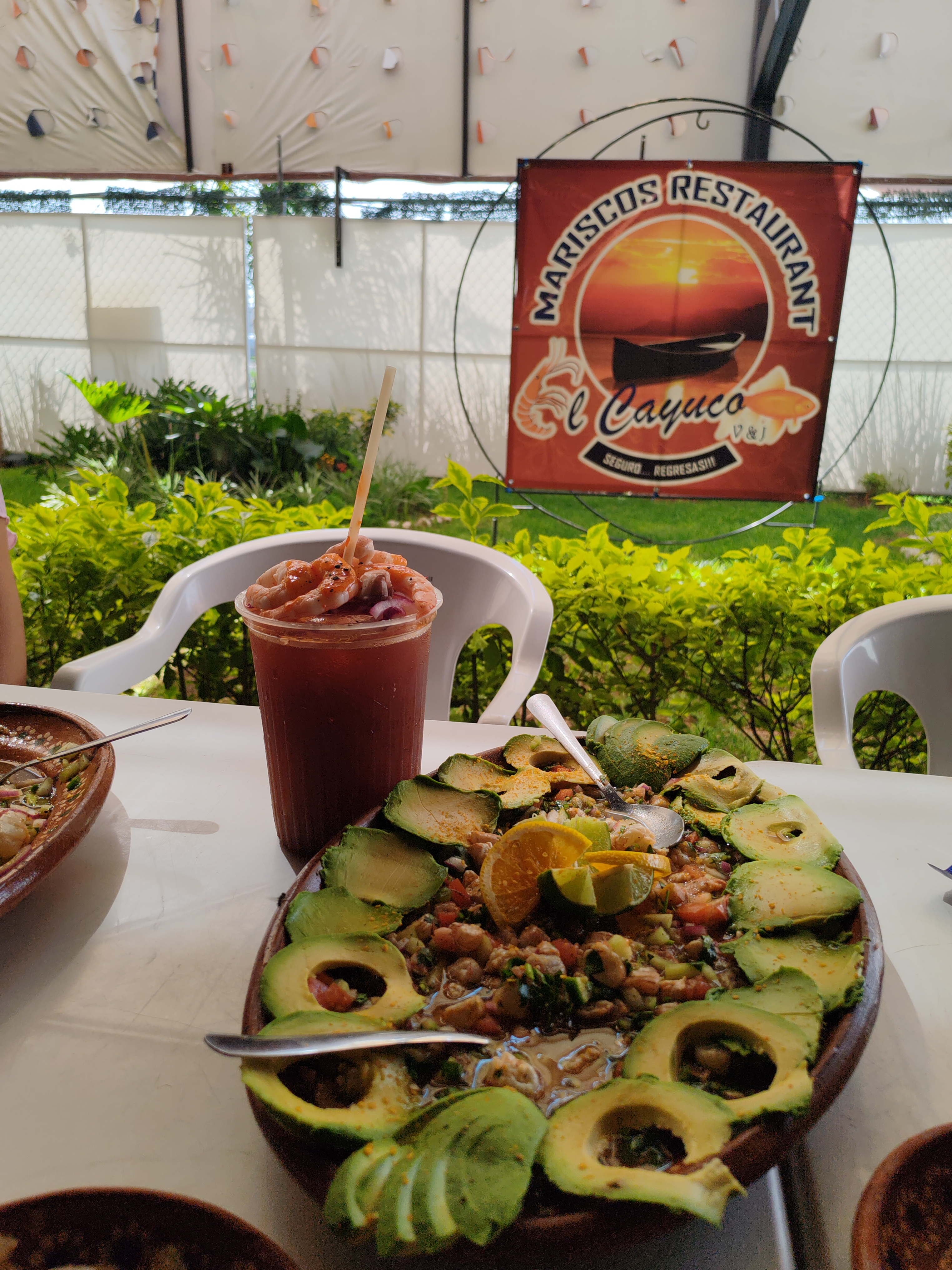 Mariscos El Cayuco image 5