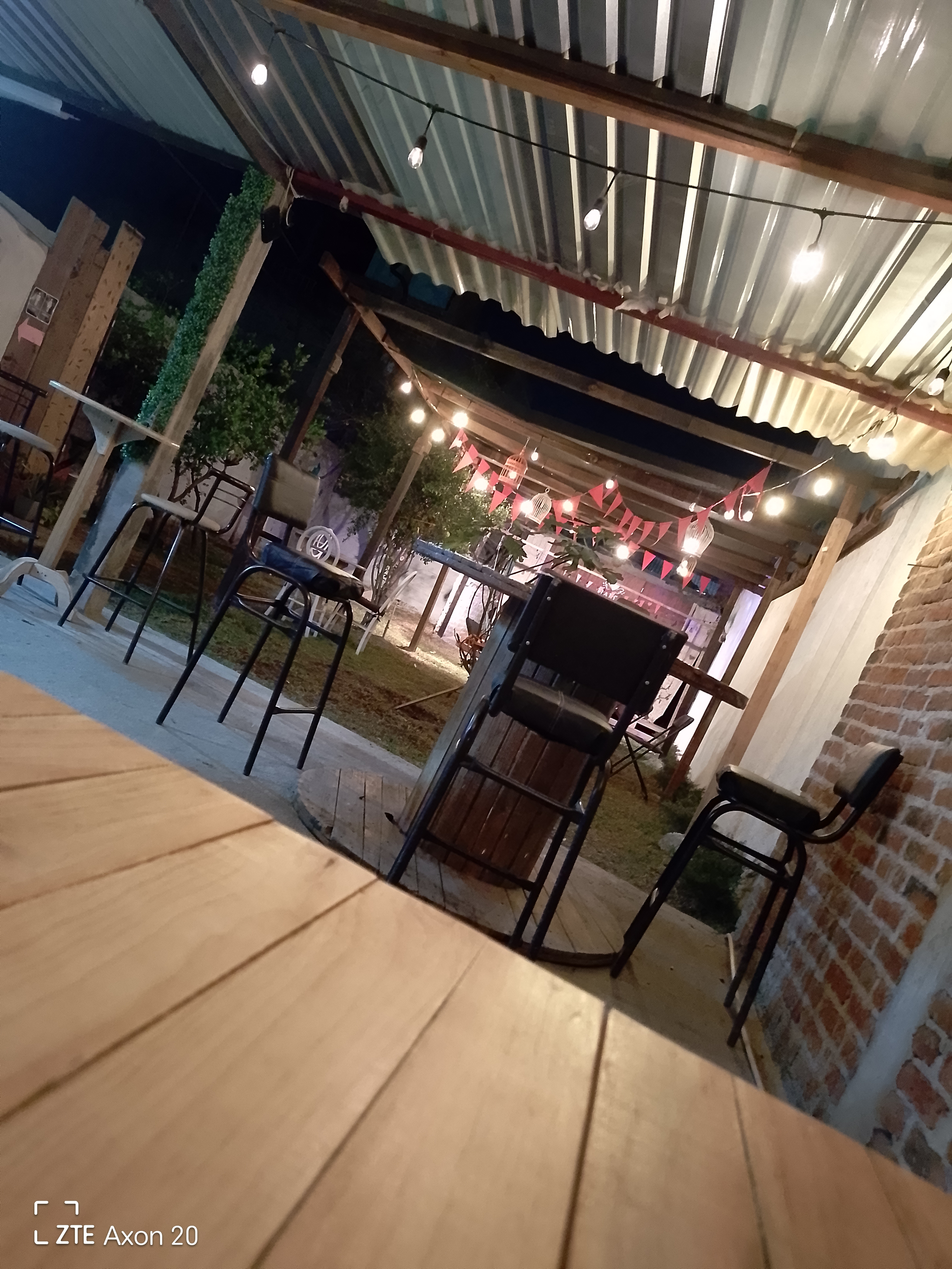 Del Jardin Restaurante image 1