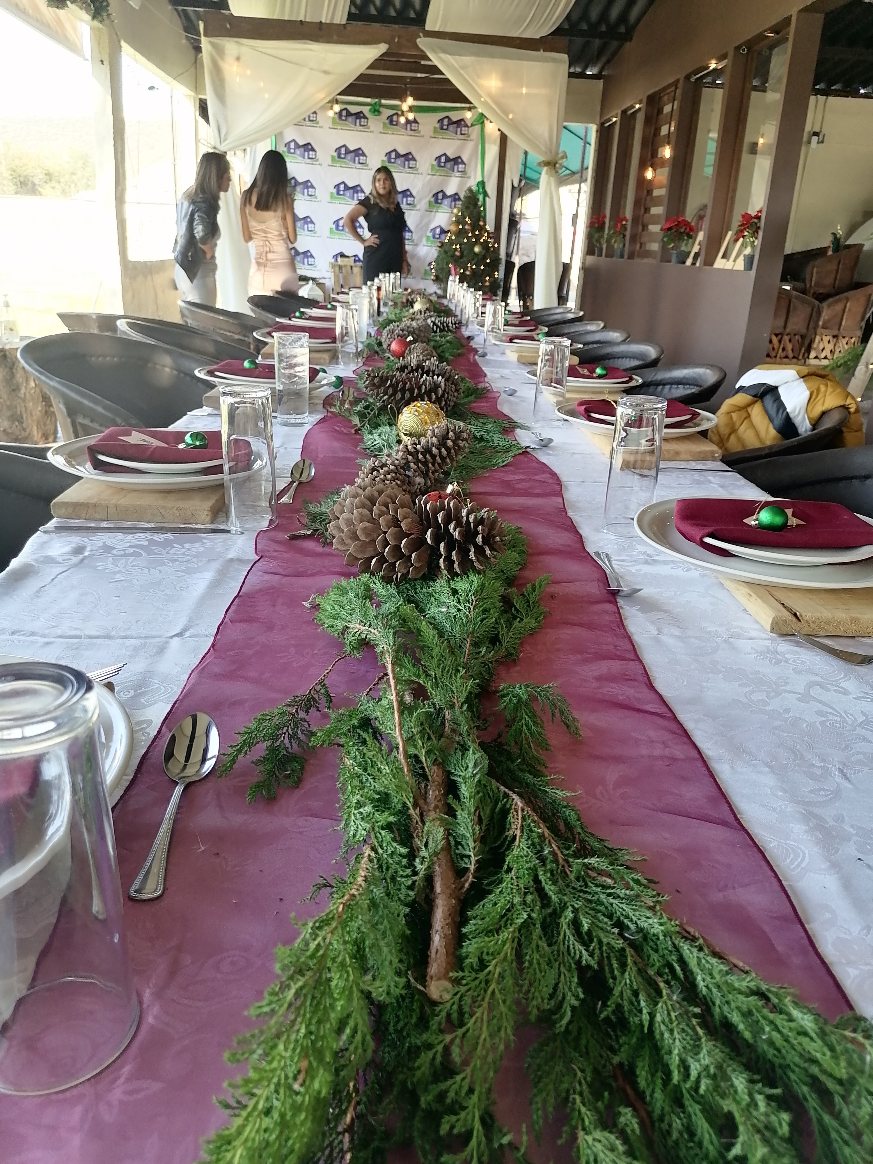 RESTAURANTE LOS GALLEROS image 1
