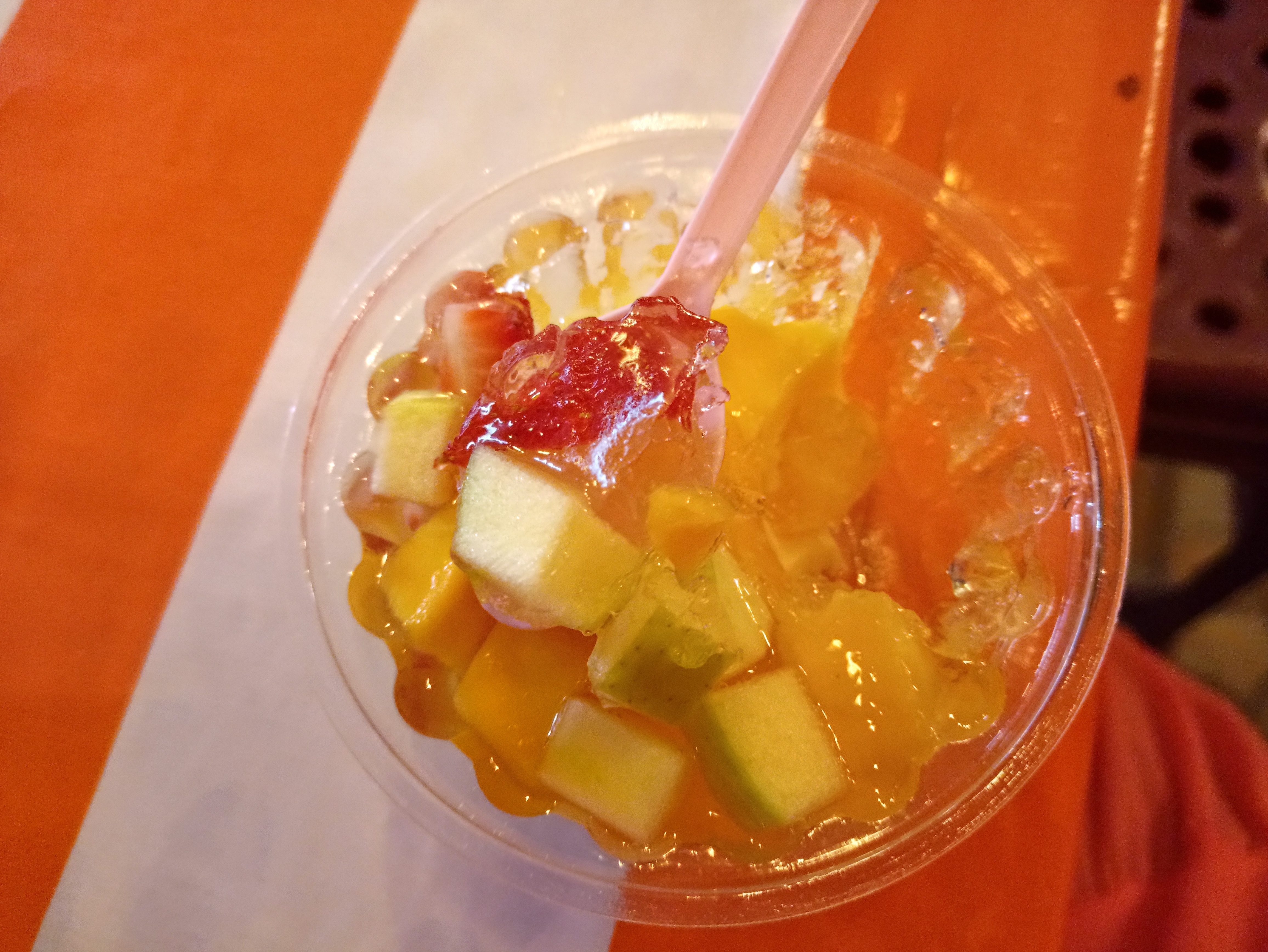 "Luchis" burgers and more image 4