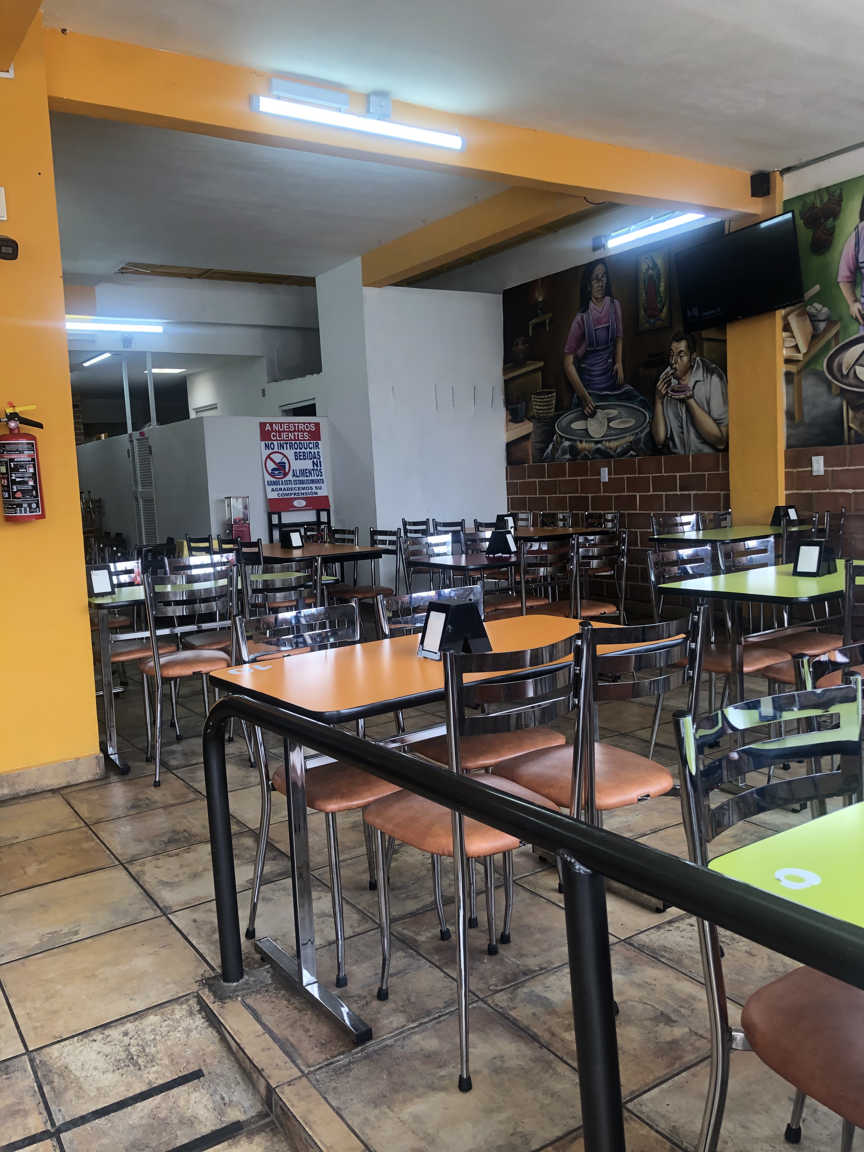 Antojitos Doña Lucita "Sucursal Heroes" image 4