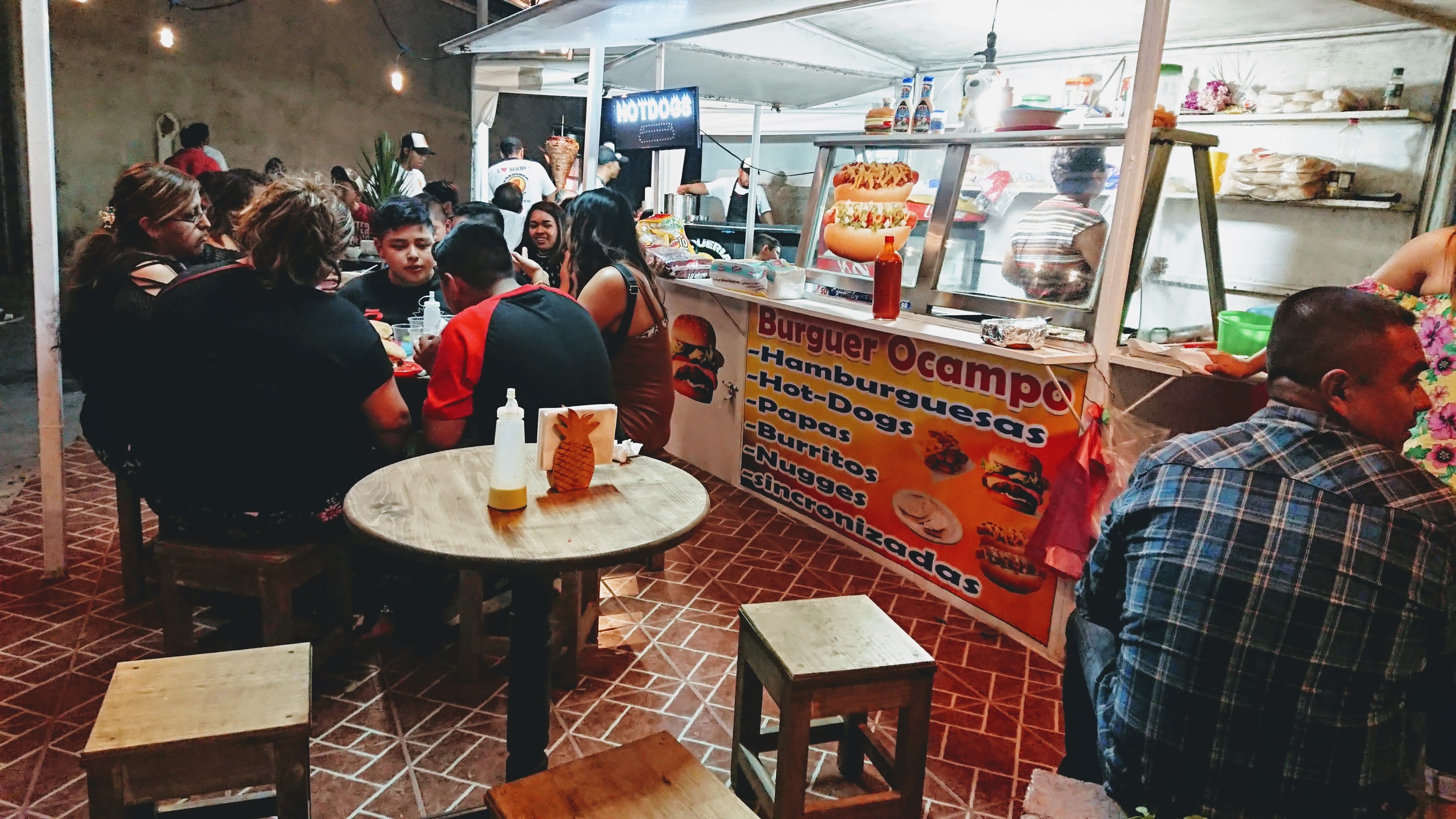 Burguer Ocampo image 1