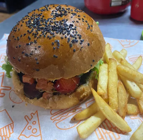 PEPI GRILL image 5
