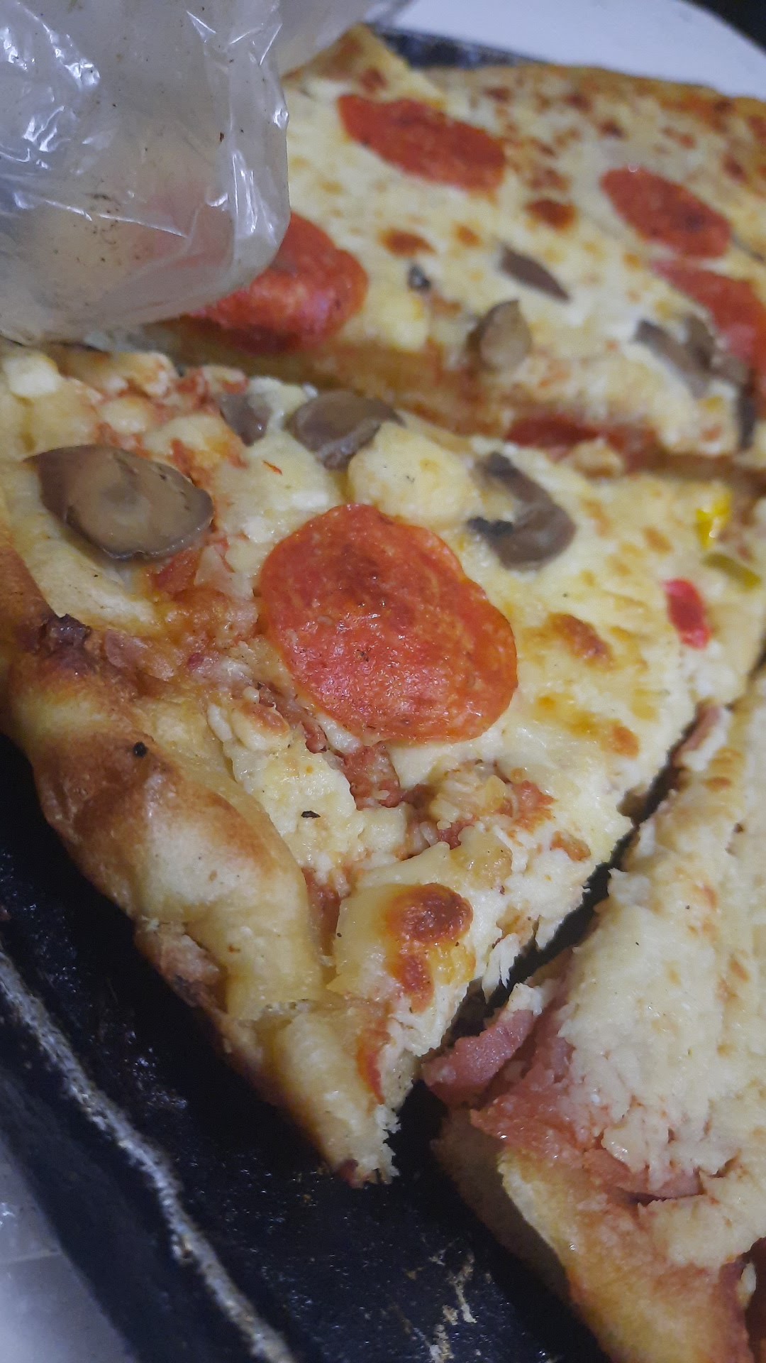 Pizzas La Victoria image 2