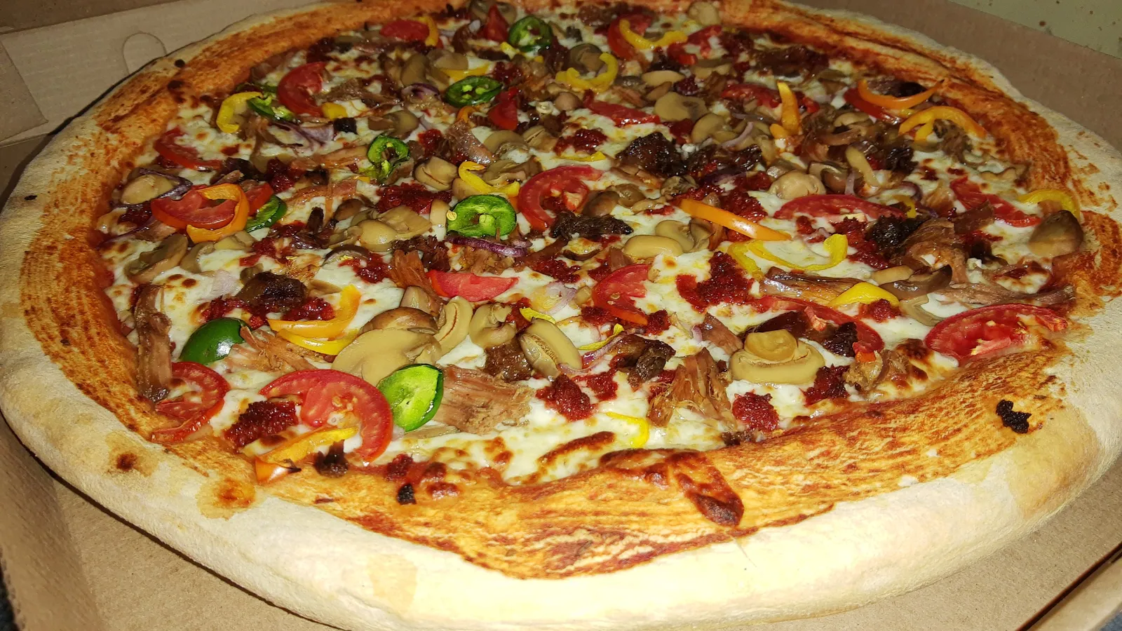 Derek's pizza cumuatillo image 7