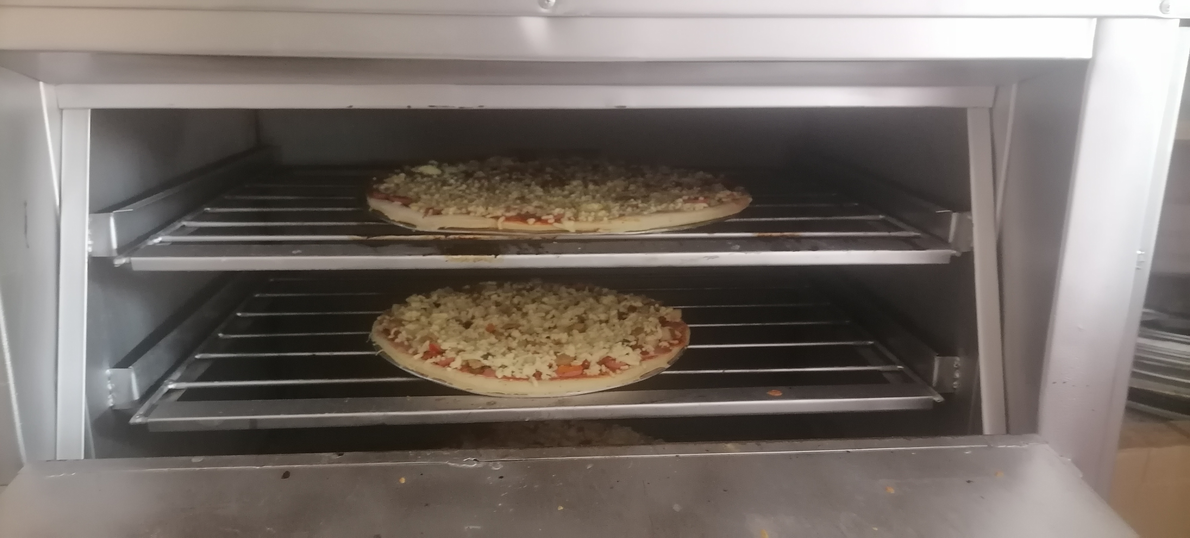 Amber’s Pizzeria image 8