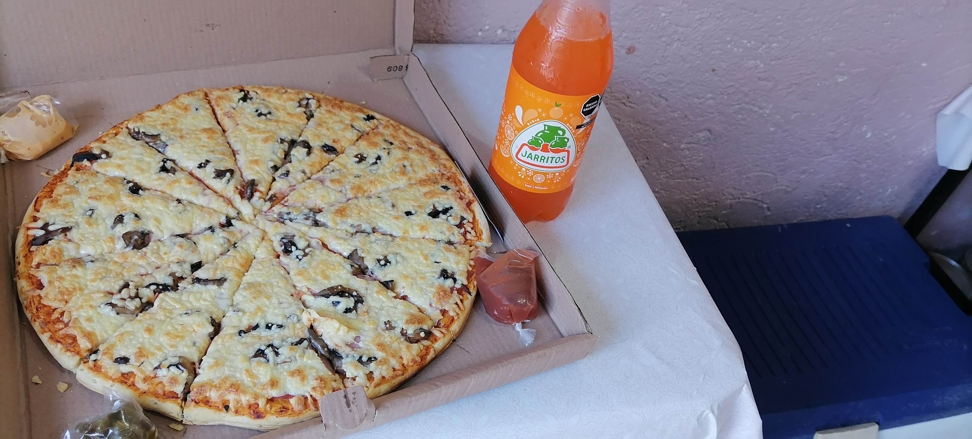 Amber’s Pizzeria image 10