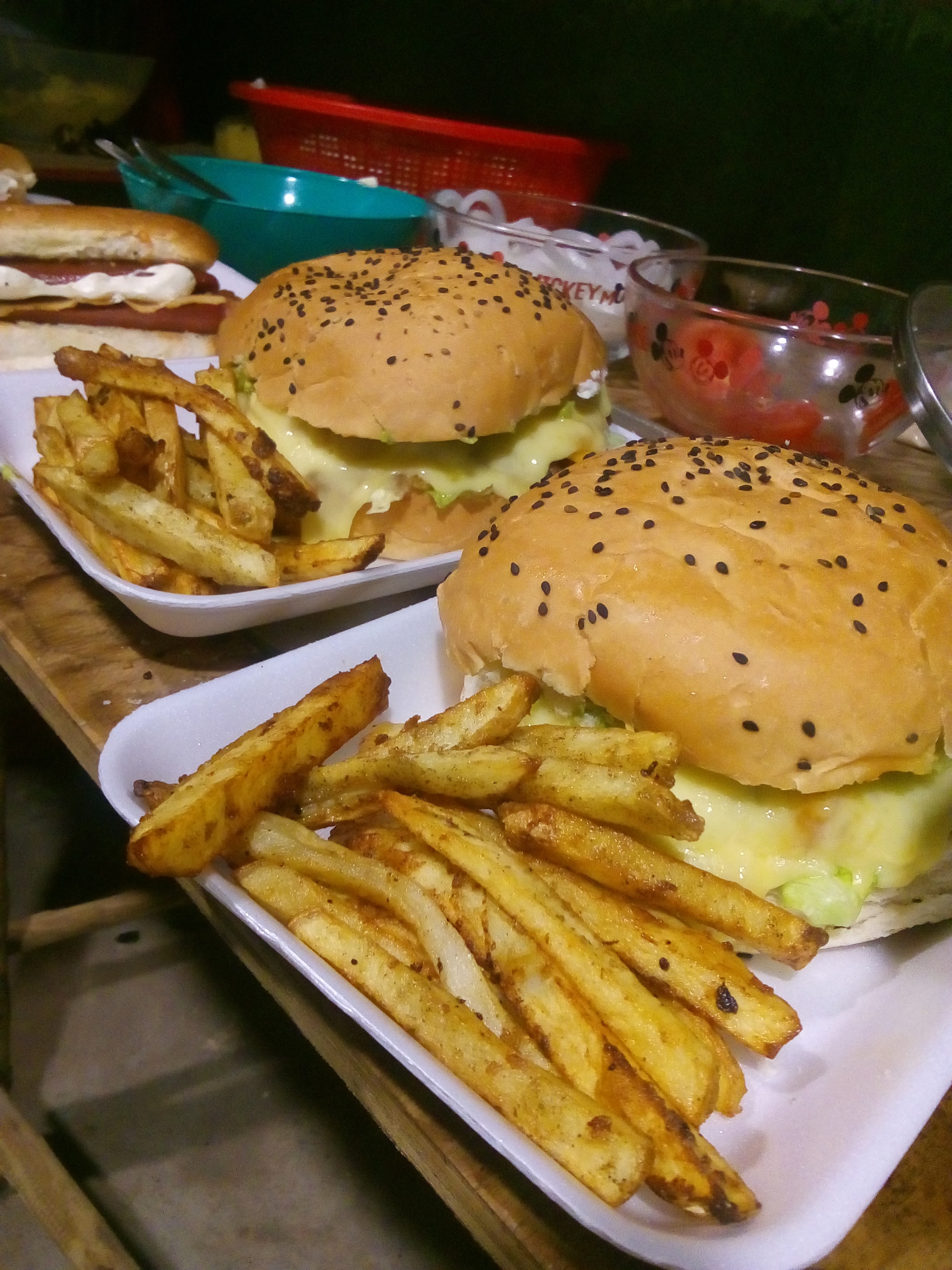 Hamburguesas La Naranja image 1