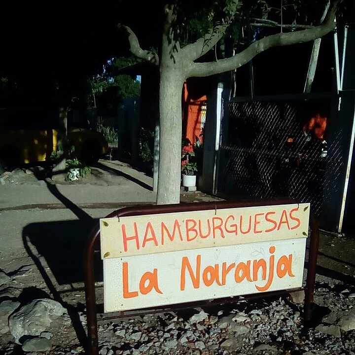 Hamburguesas La Naranja image 2