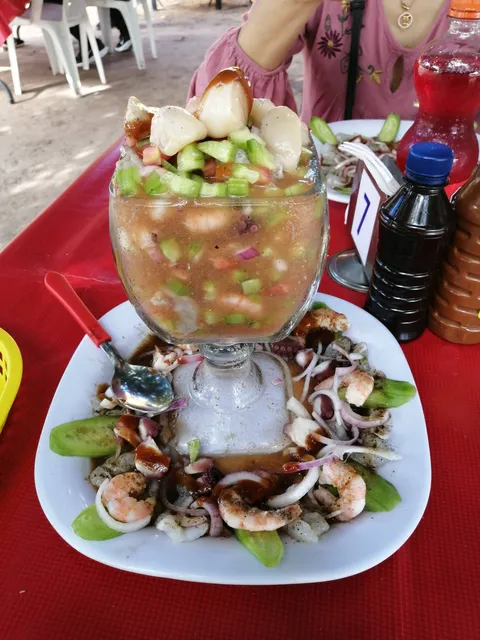 MARISCOS MICHELLE image 2