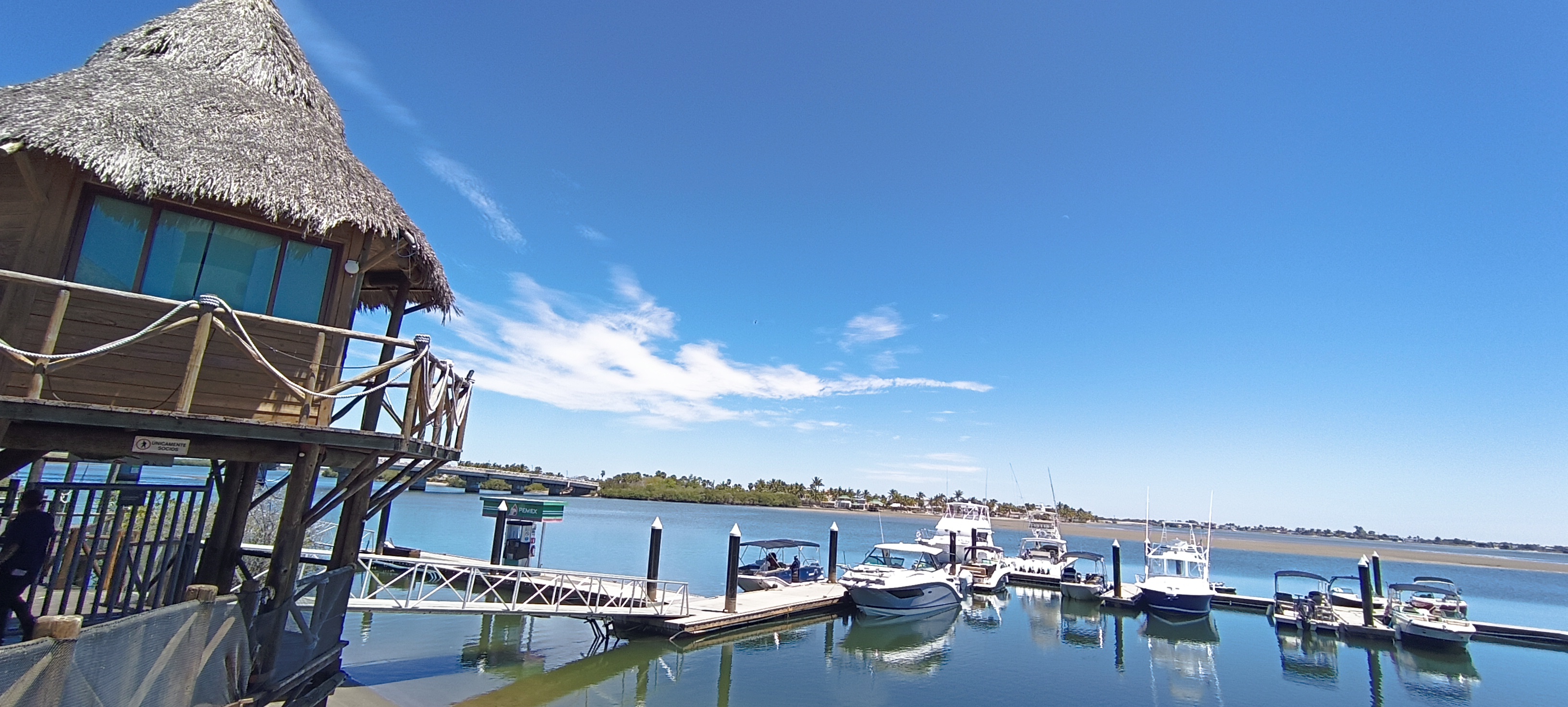 Marina Isla Cortes image 7