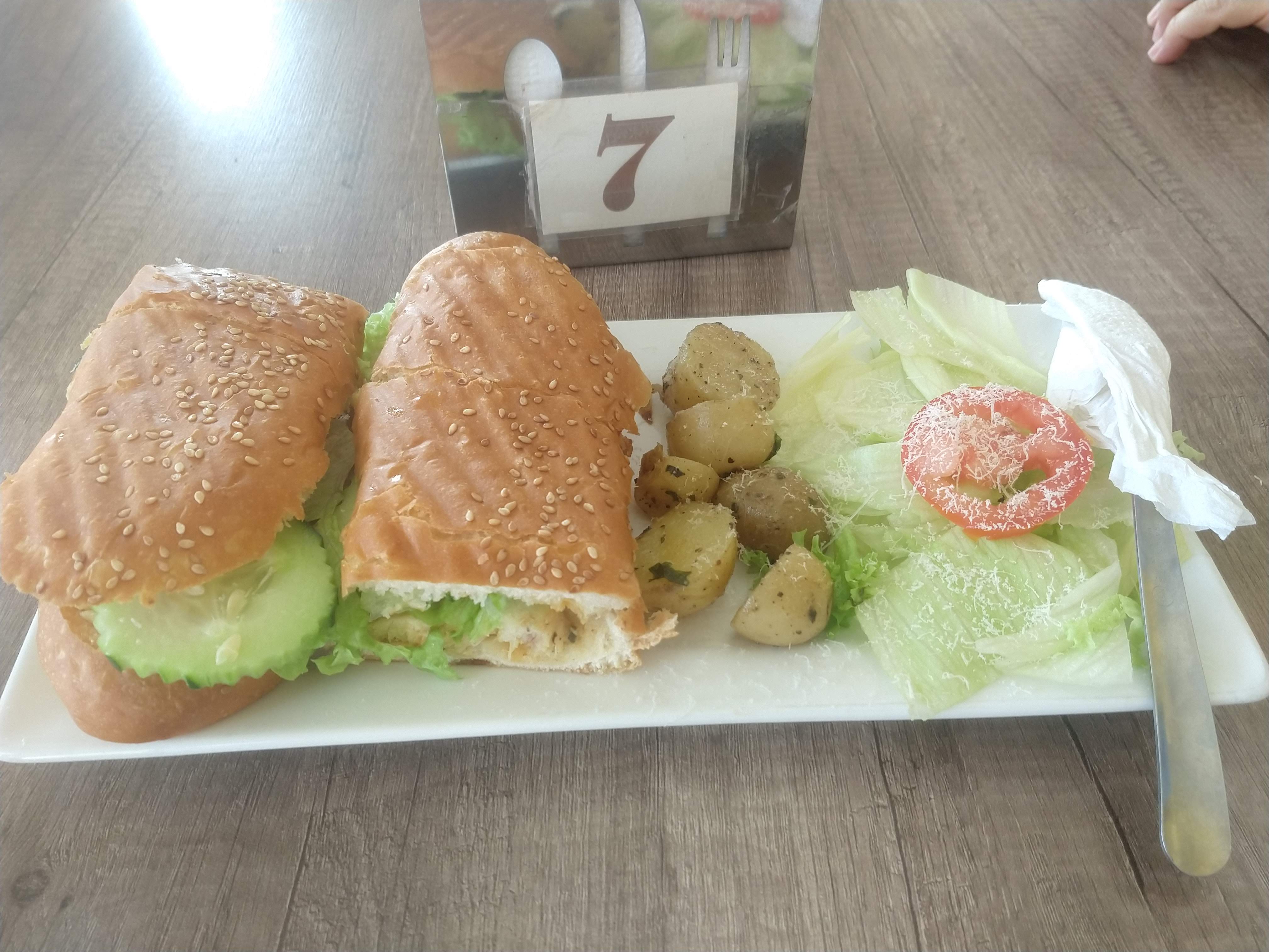 Brownies café image 4