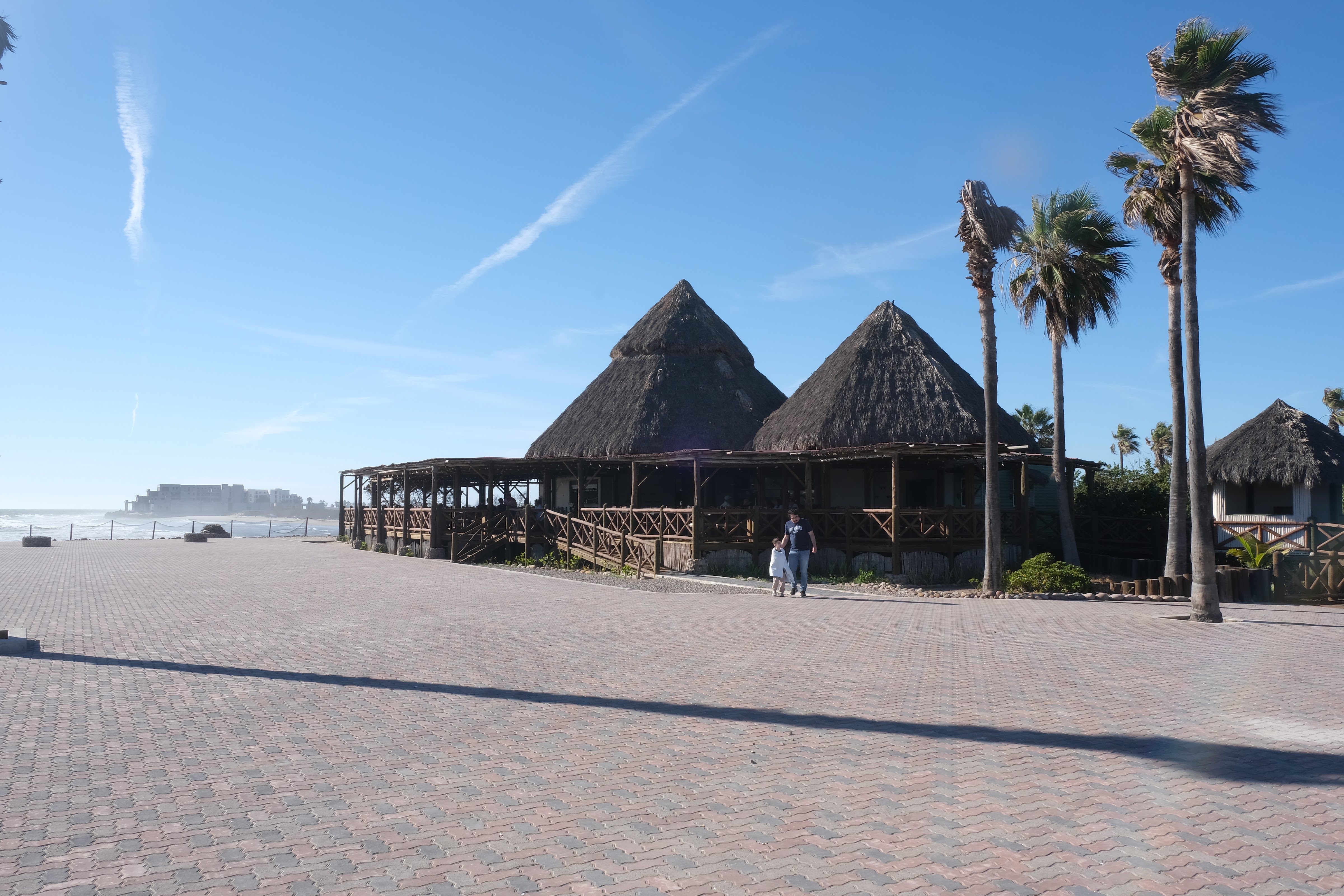 Club de Playa Puesta del Sol en Isla Cortés image 3