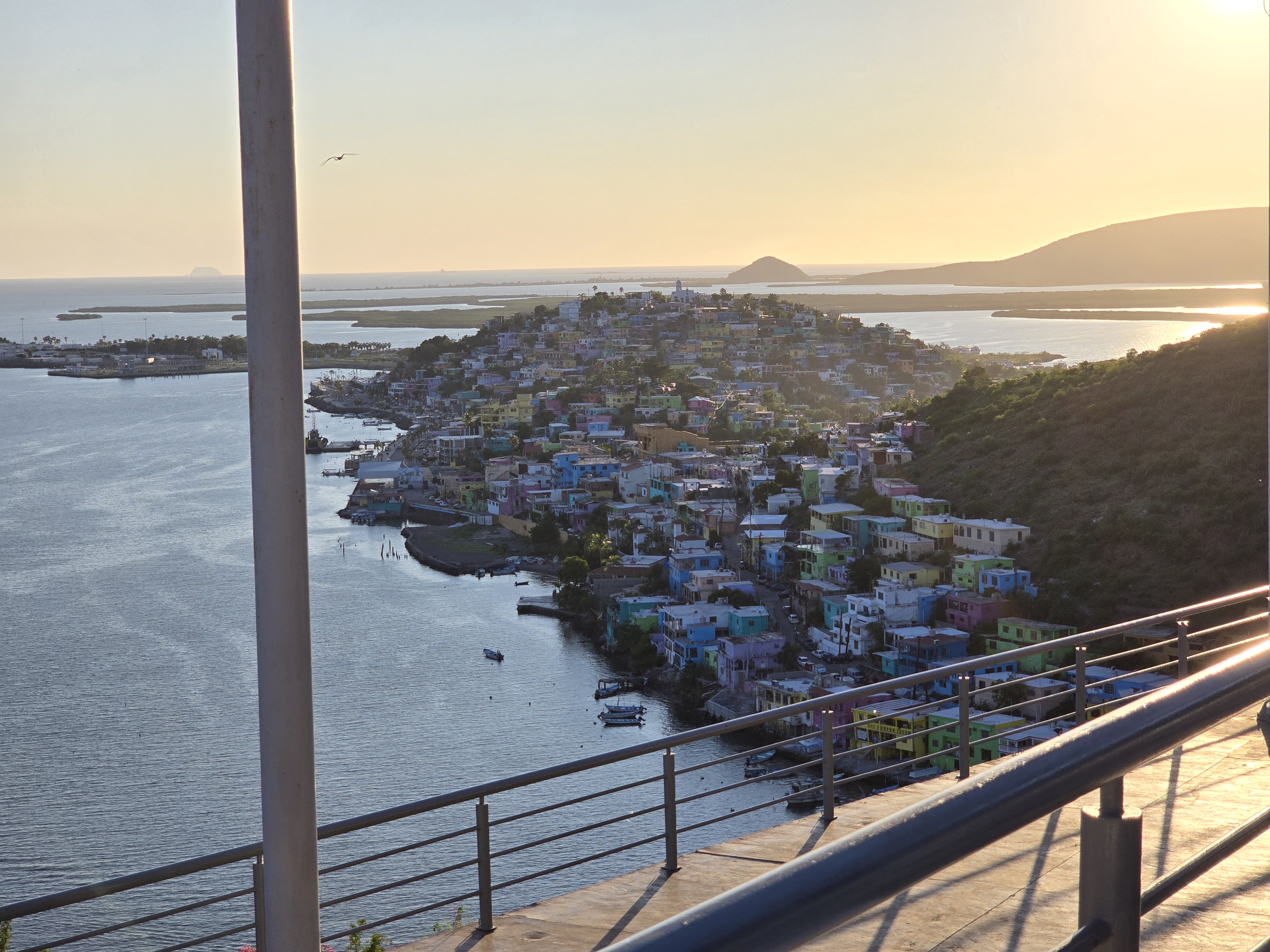Stanley's Bar & Grill - Ohuira Bay image 8