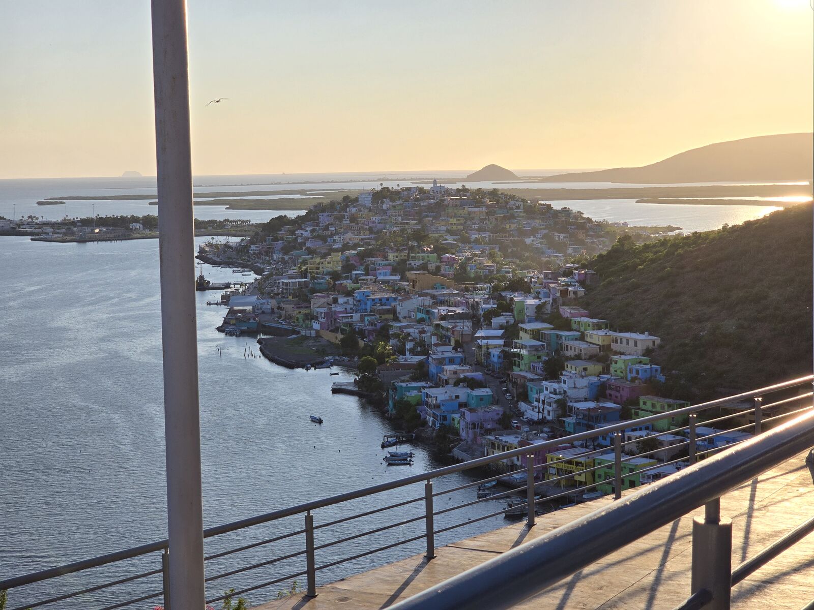 Stanley's Bar & Grill - Ohuira Bay image 8