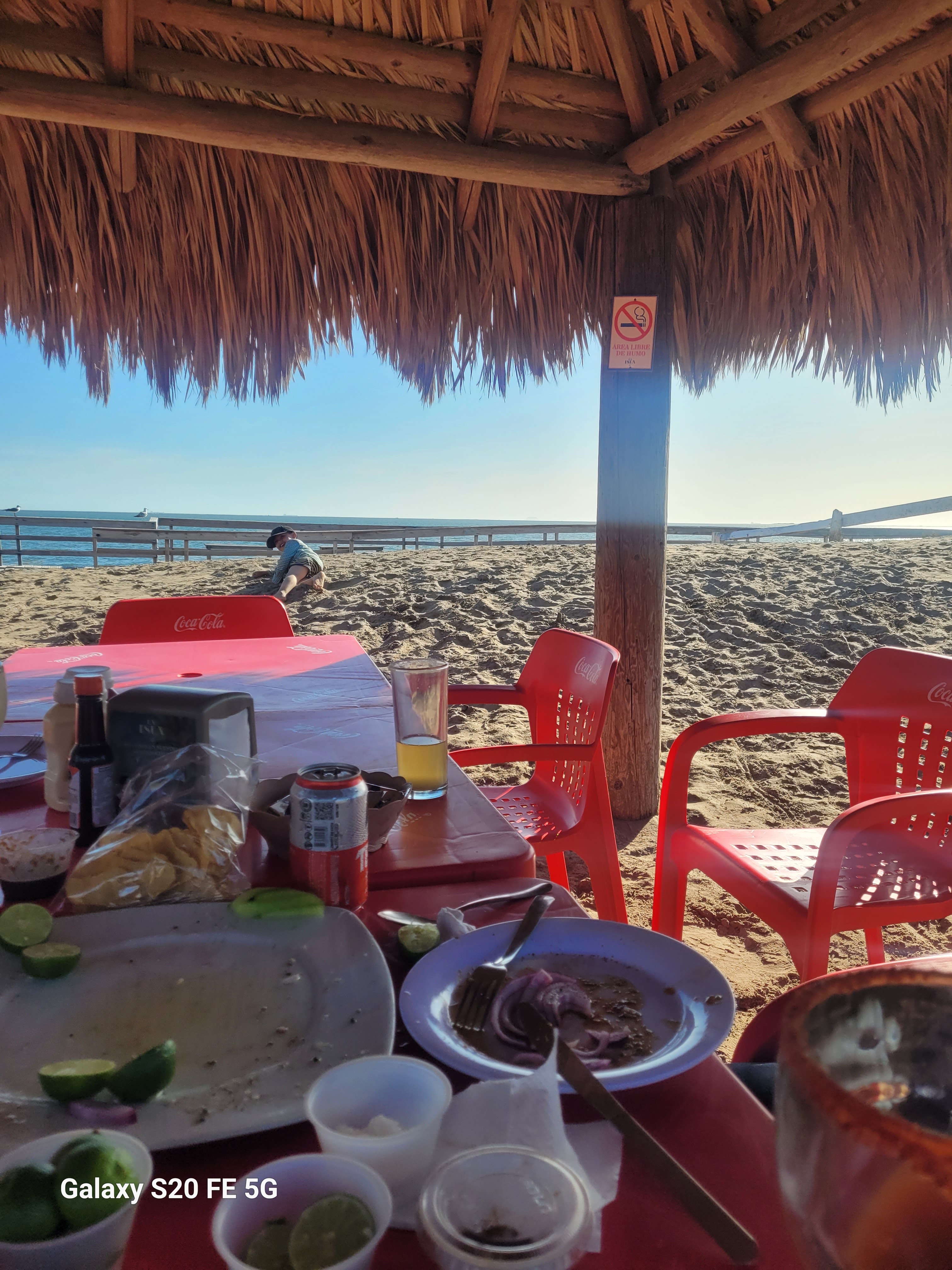 La Isla Restaurant image 9