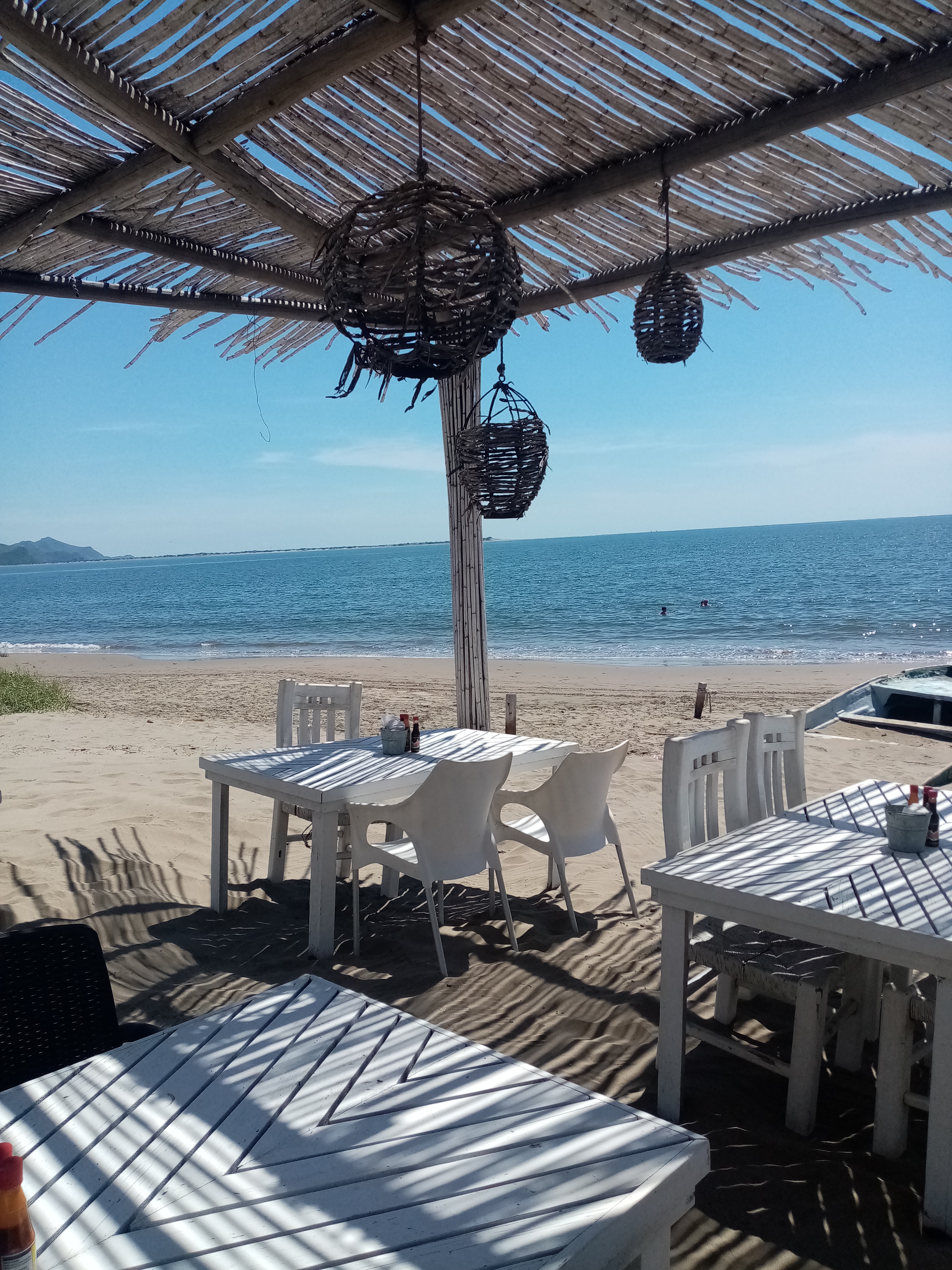 Manglar Beach Restaurant image 1