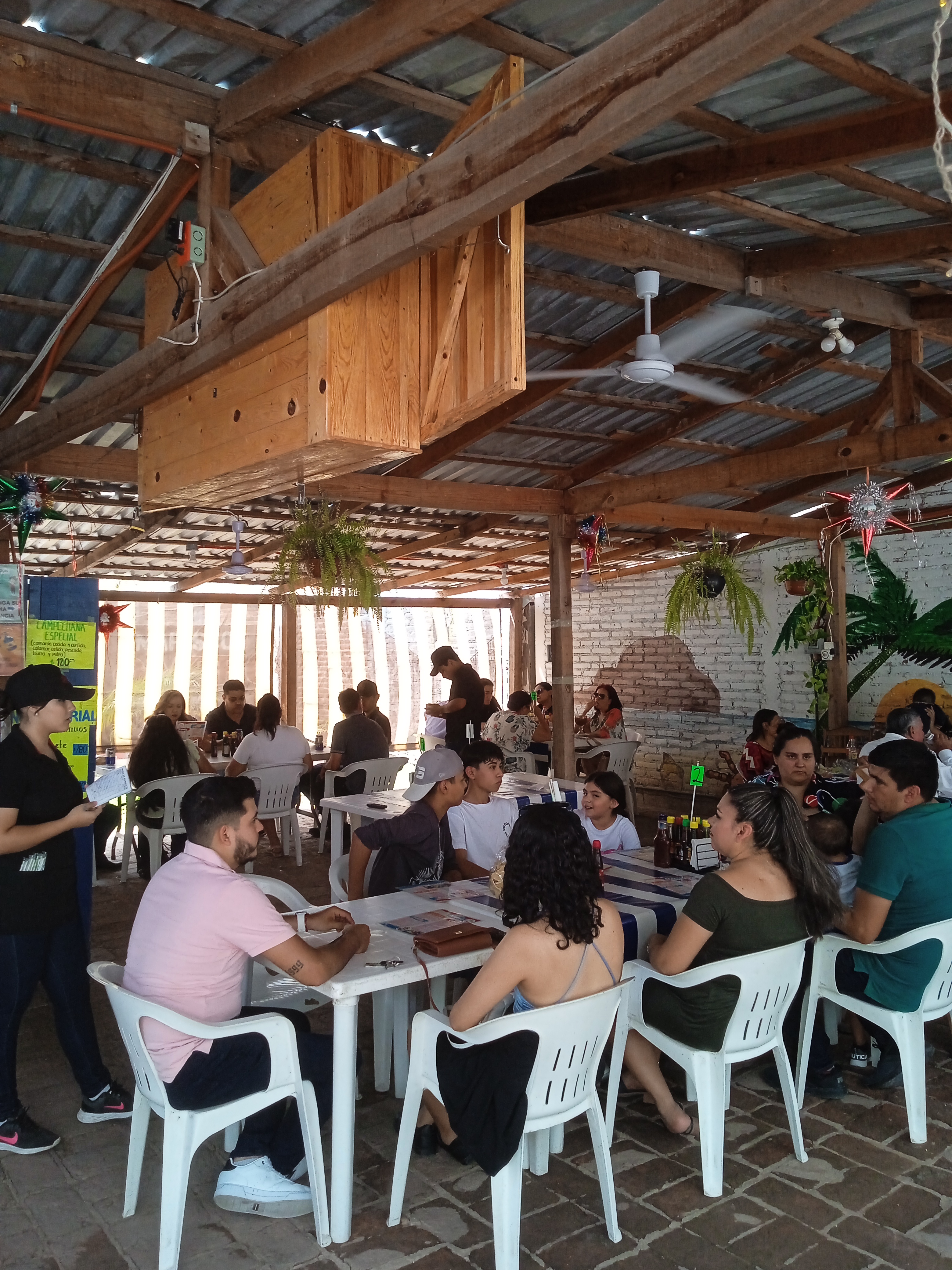 Mariscos Romero image 3