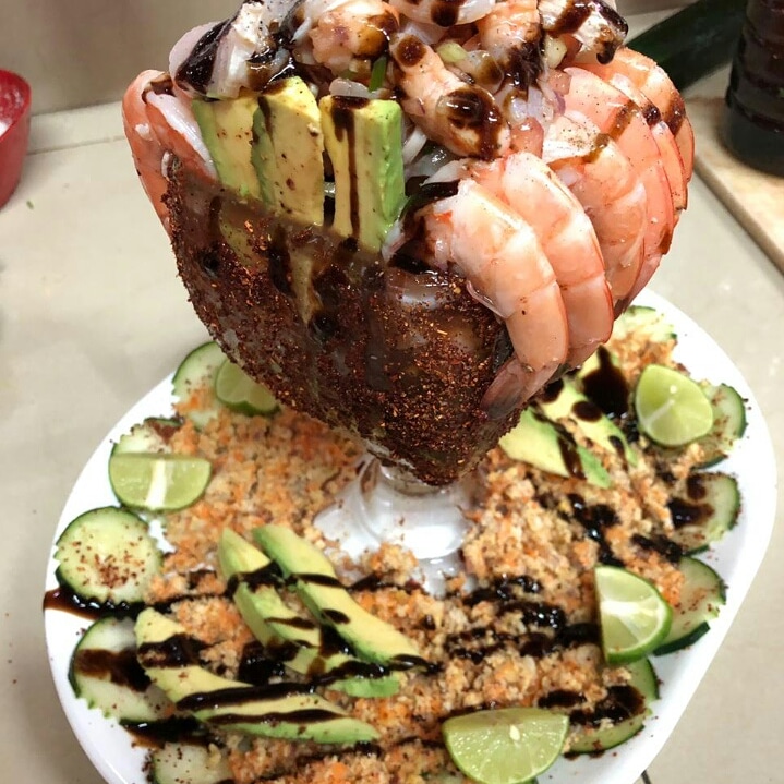 Mariscos la barbuda image 7