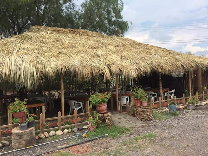 Micheladas Y Botanero "La Cabaña" image 4