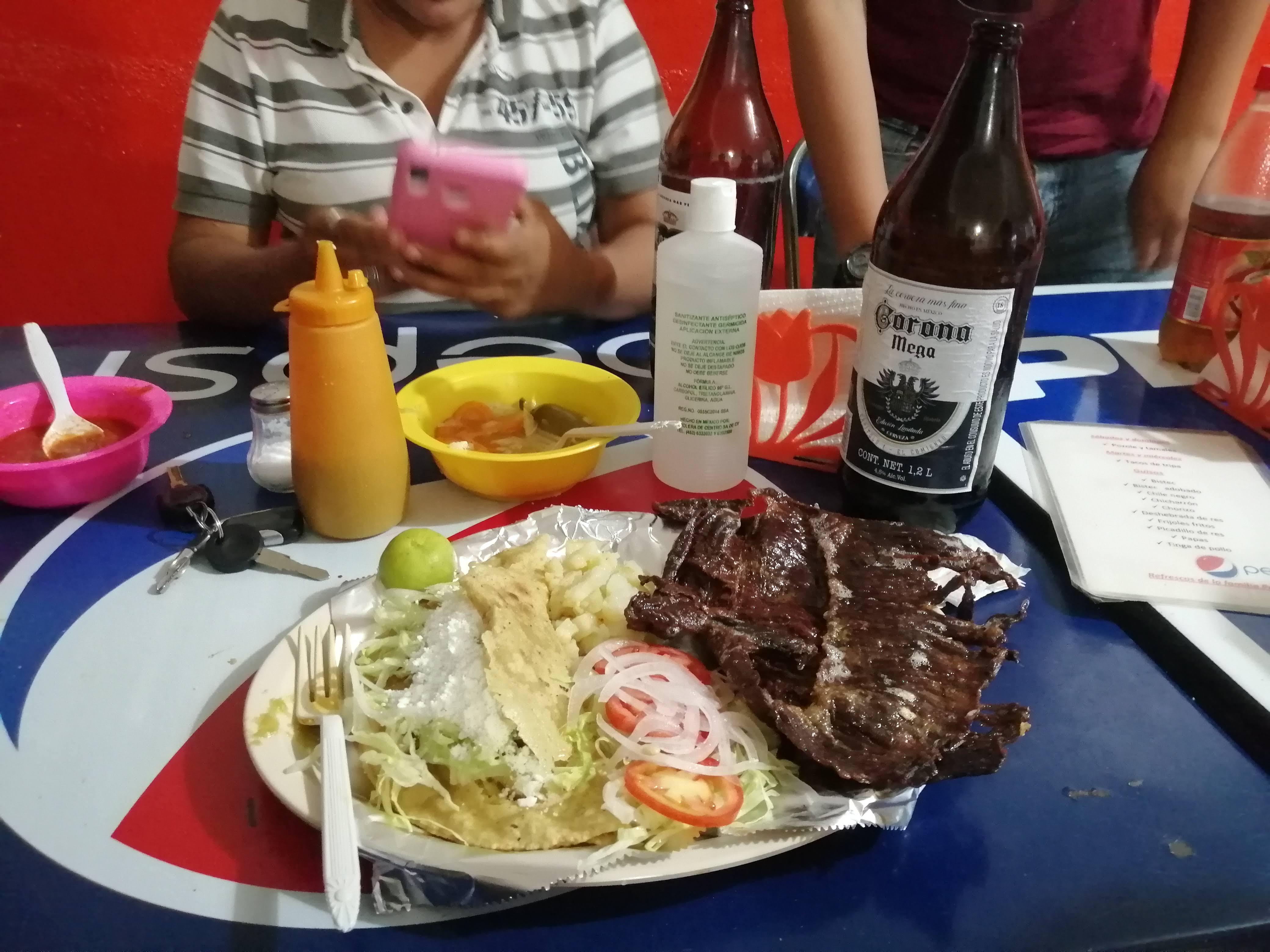 Cenaduria Gloria image 4