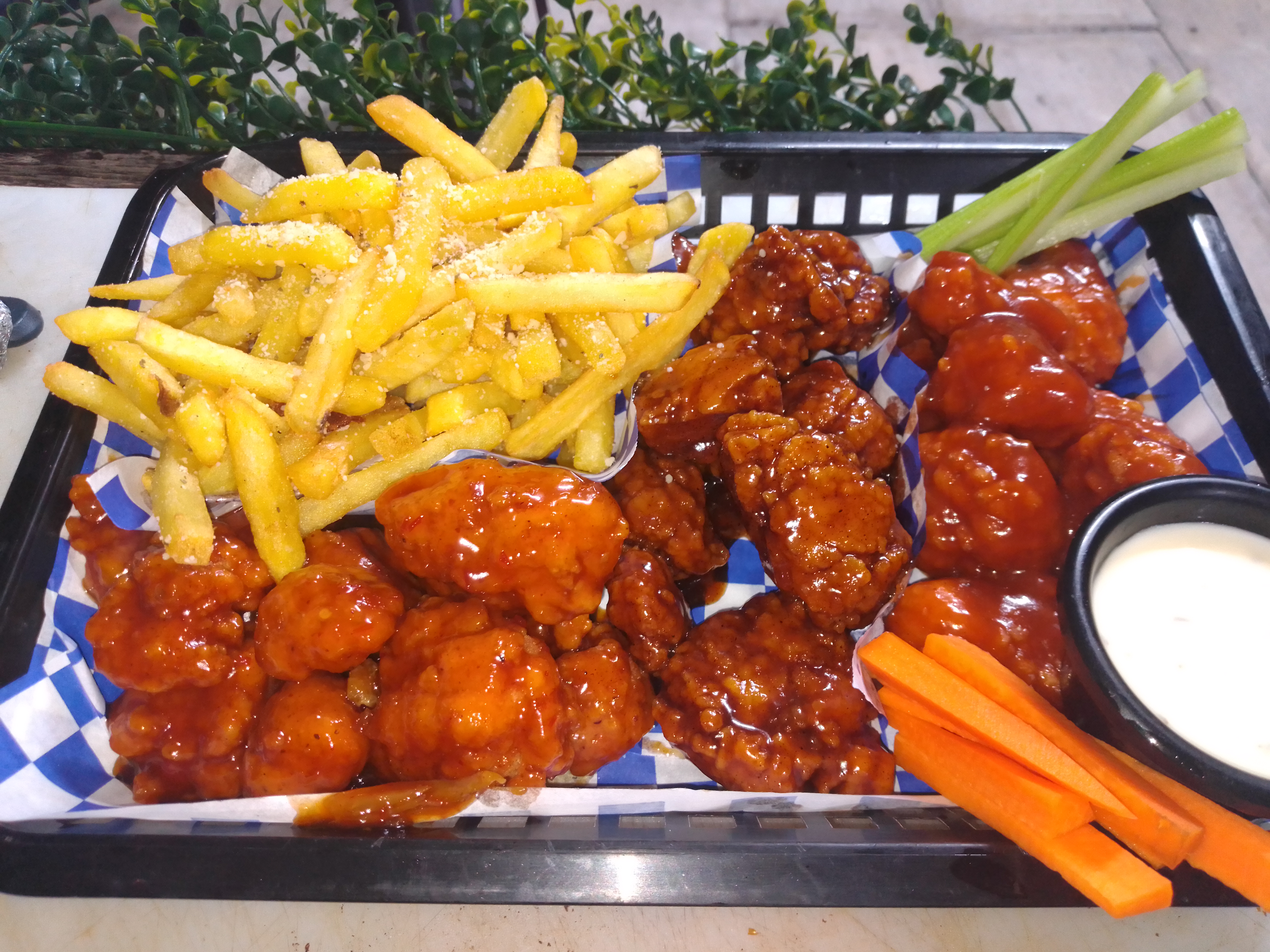 El PADRINO ( alitas, hamburguesas, boneles & snacks ) image 7