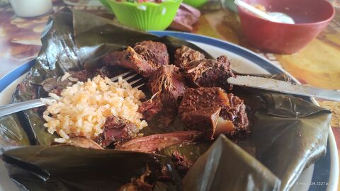Restaurant y Carnitas "Chiqui image 1