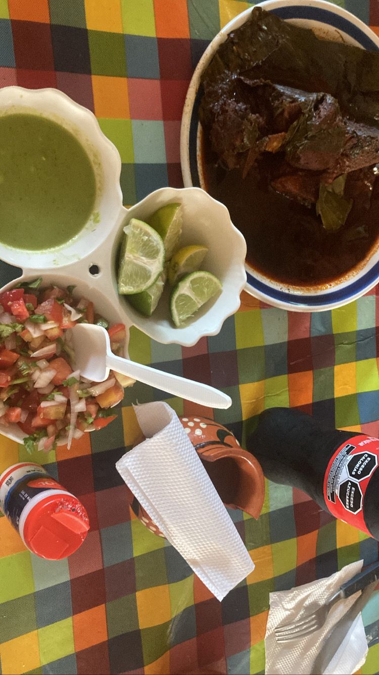 Restaurant y Carnitas "Chiqui image 2