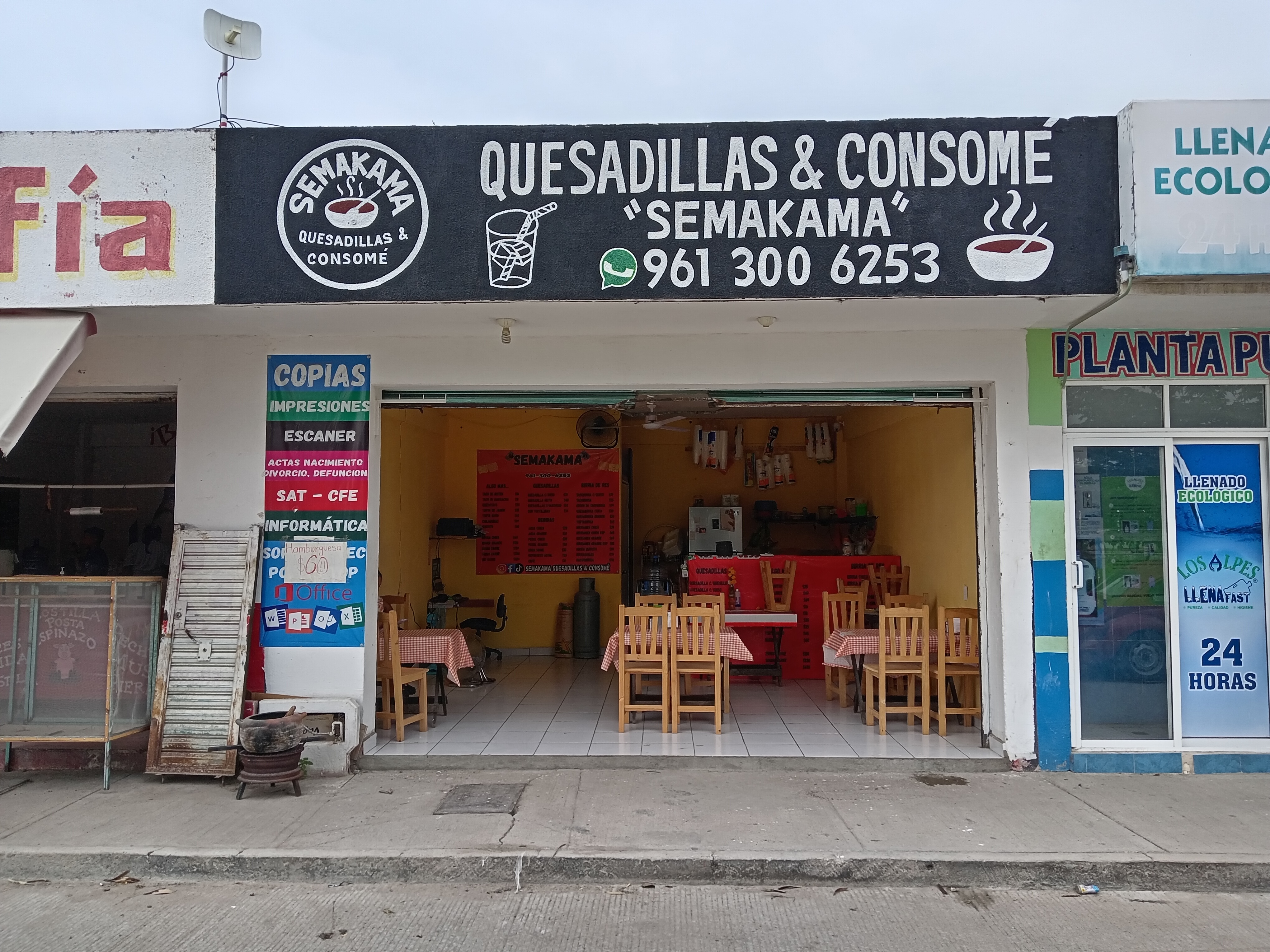 Semakama Quesadillas & consomé image 1