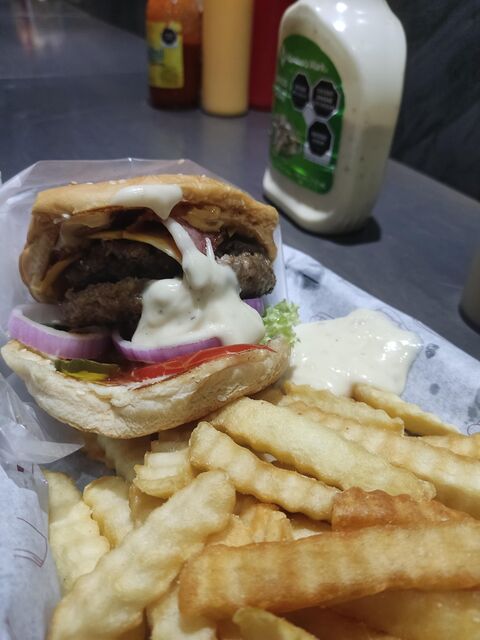 Big Burger image 5
