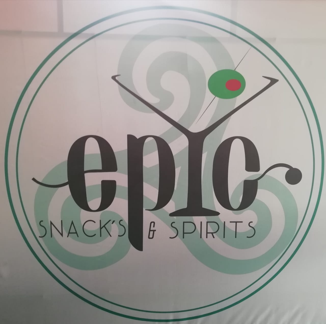 Epic snak's & spirits image 5