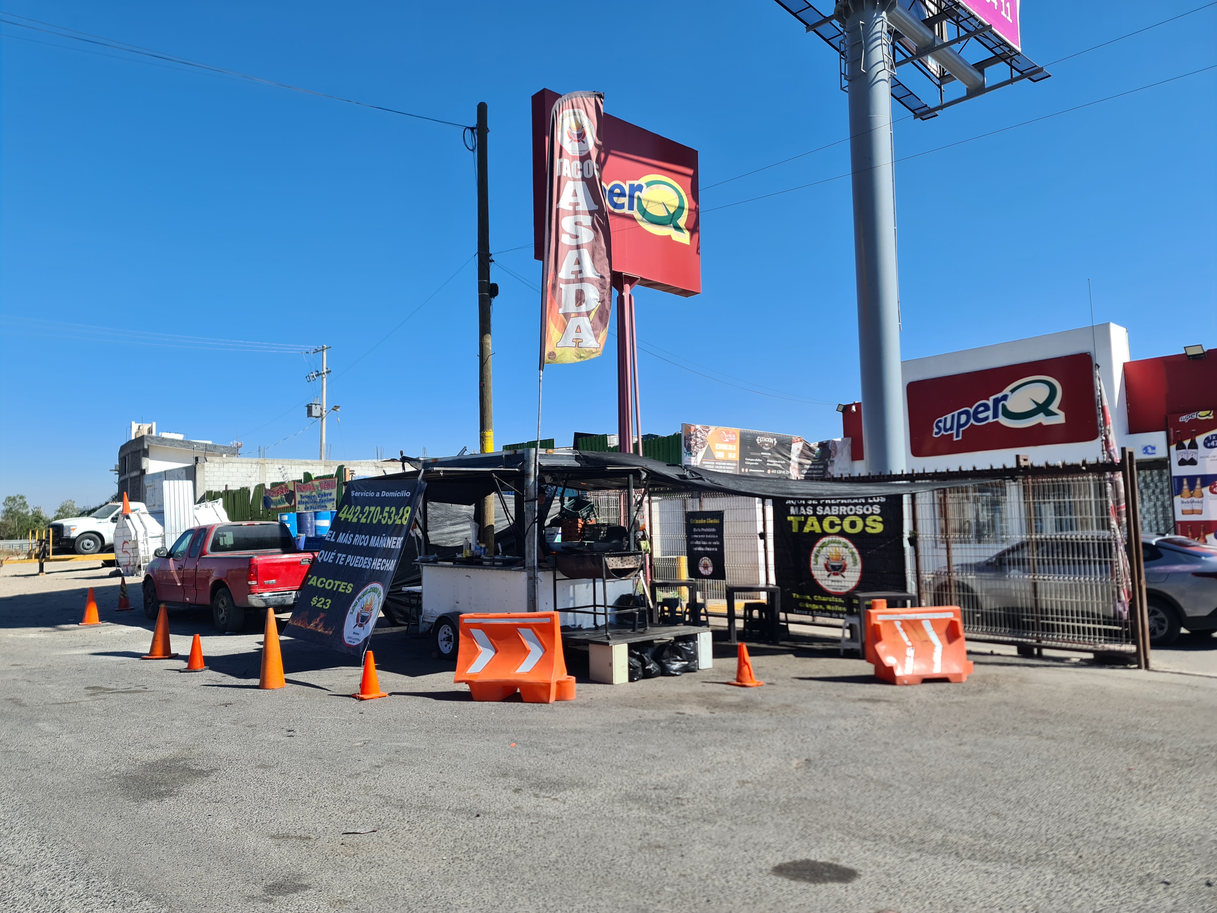 Los Fabulosos Tacos Asada image 2