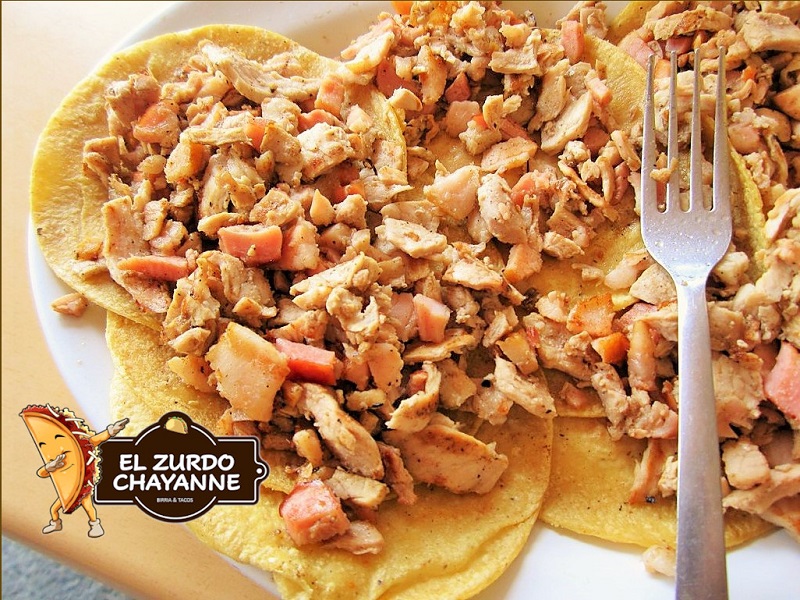 El Zurdo Chayanne / Birria & Tacos image 7