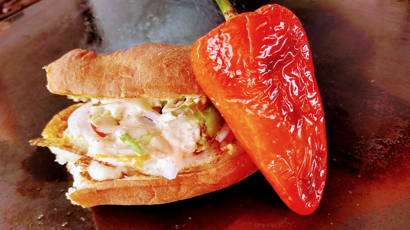 So Good Tortas calientes image 6