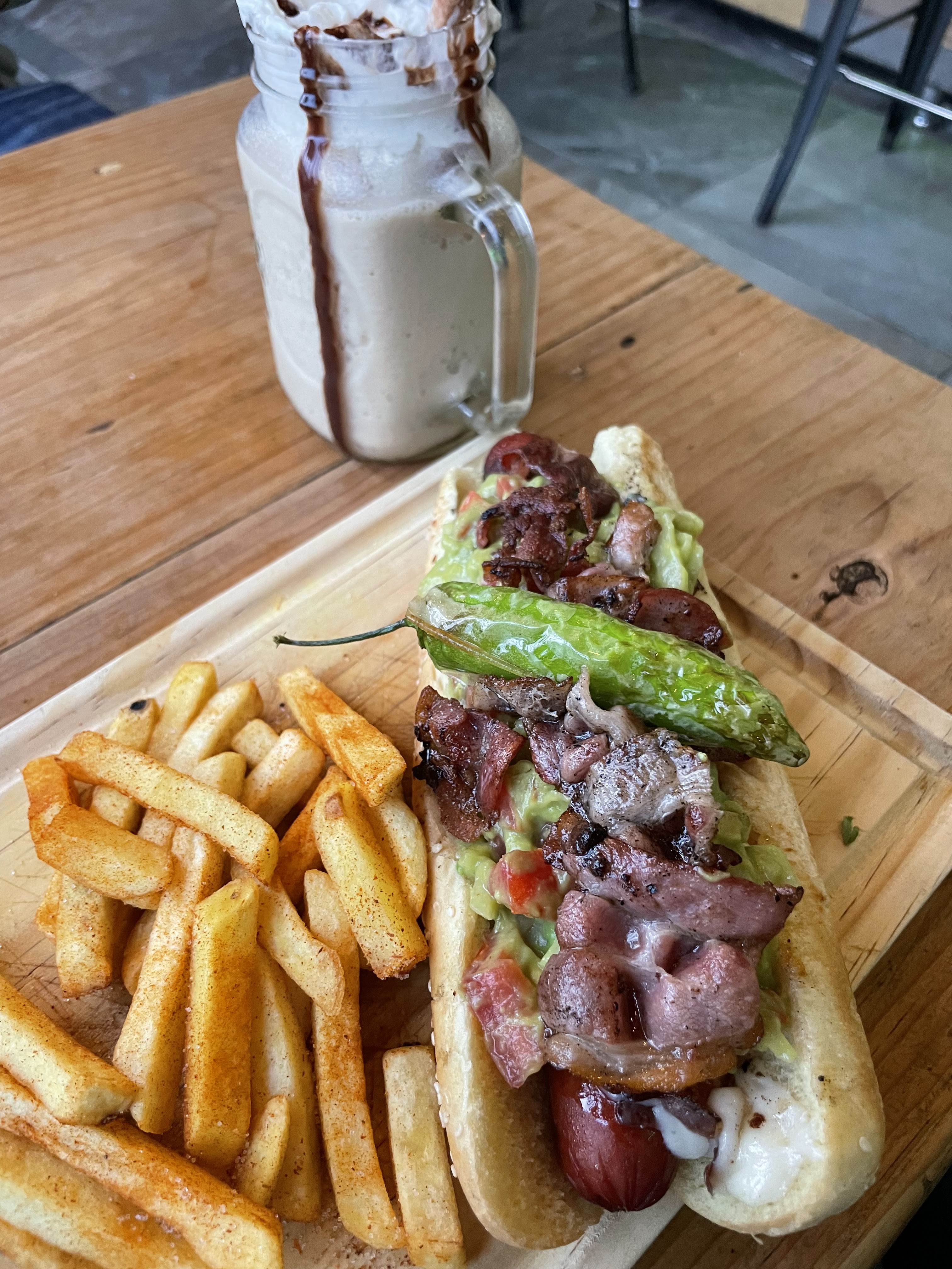 La brasas: Burger&Hot-Dogs image 4