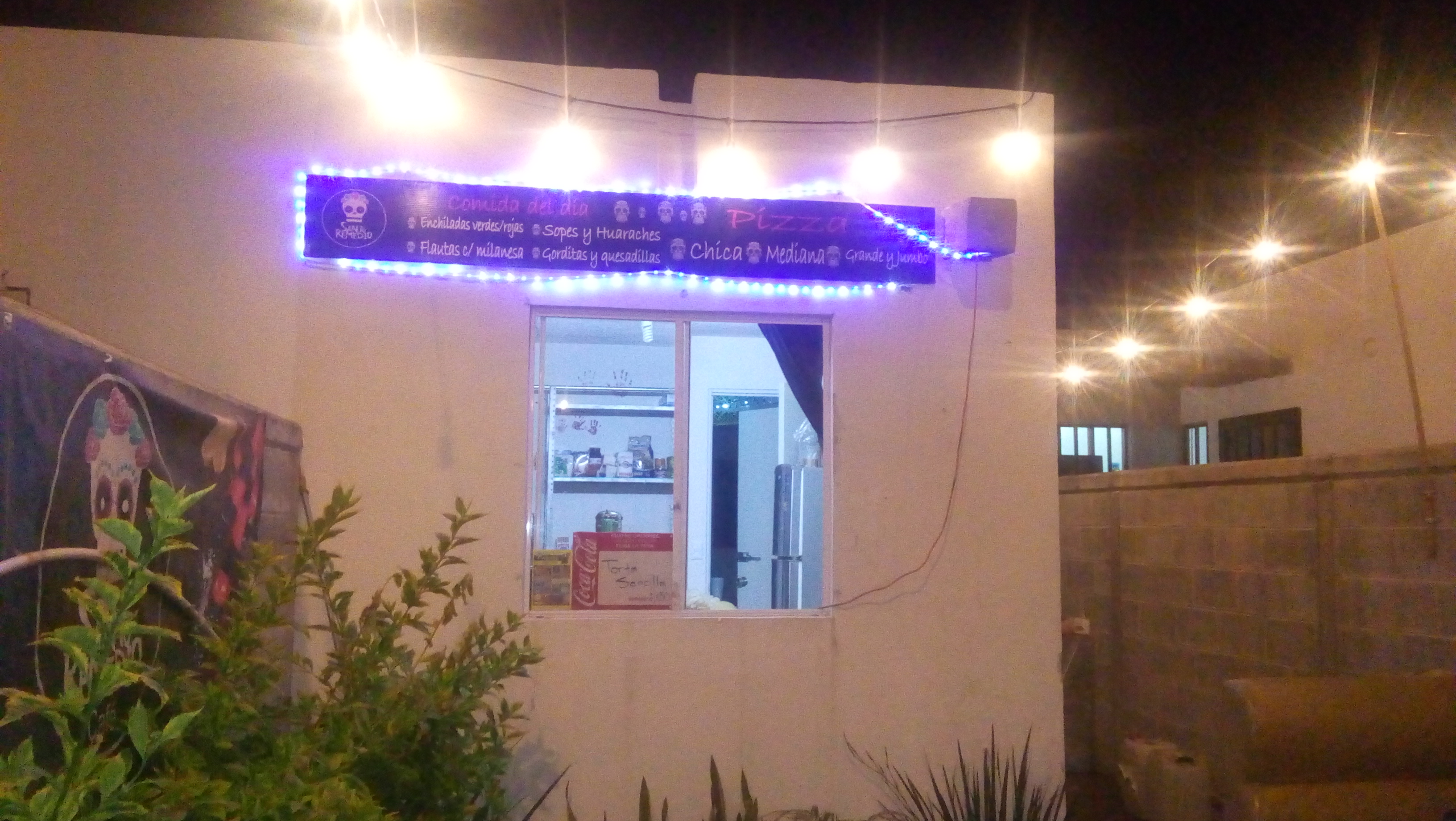 Santo Remedio Cafe image 9