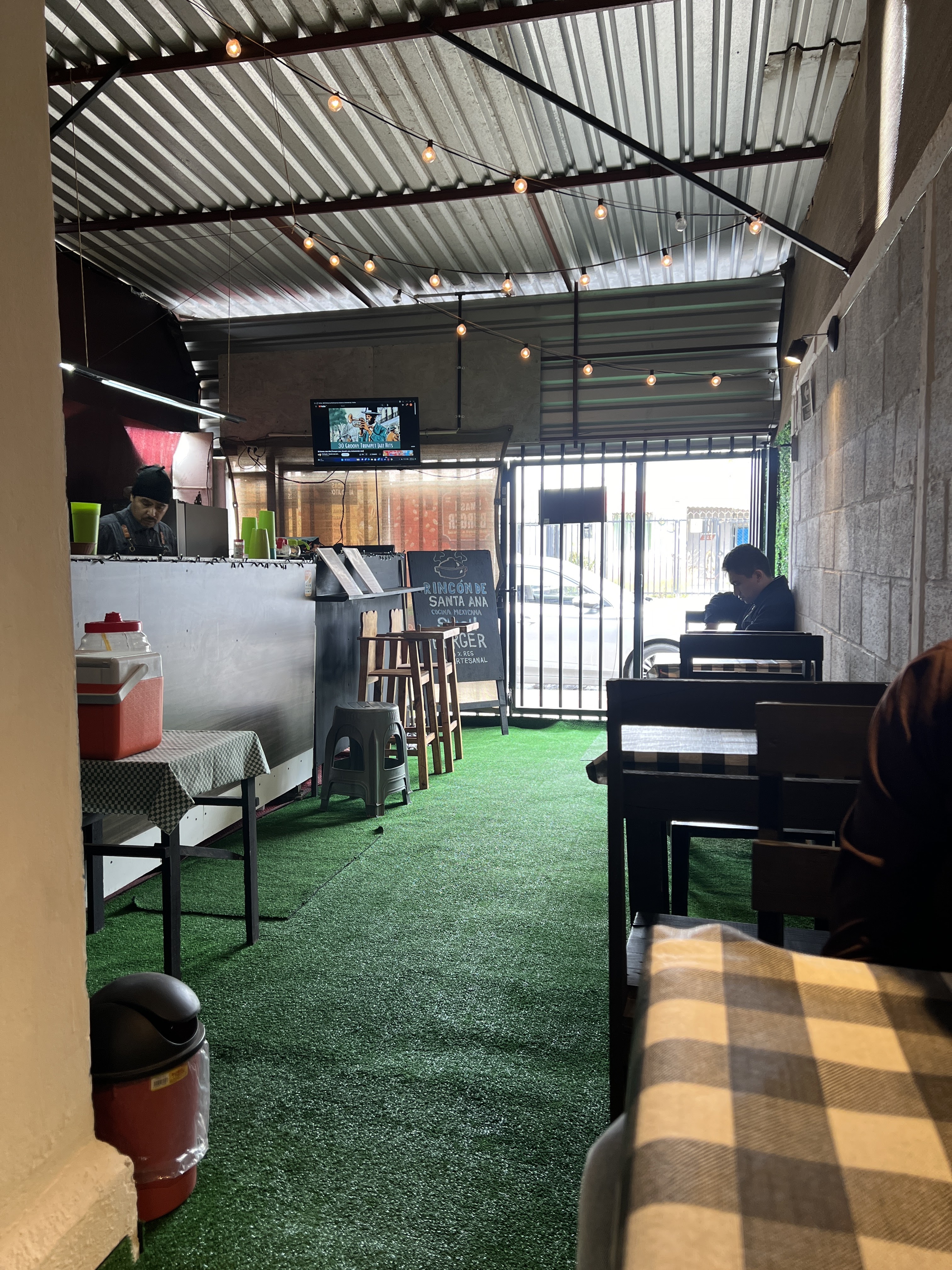 El Rincón de Santana & SMASH BURGER (platillos, antojitos, y hamburguesas) image 5