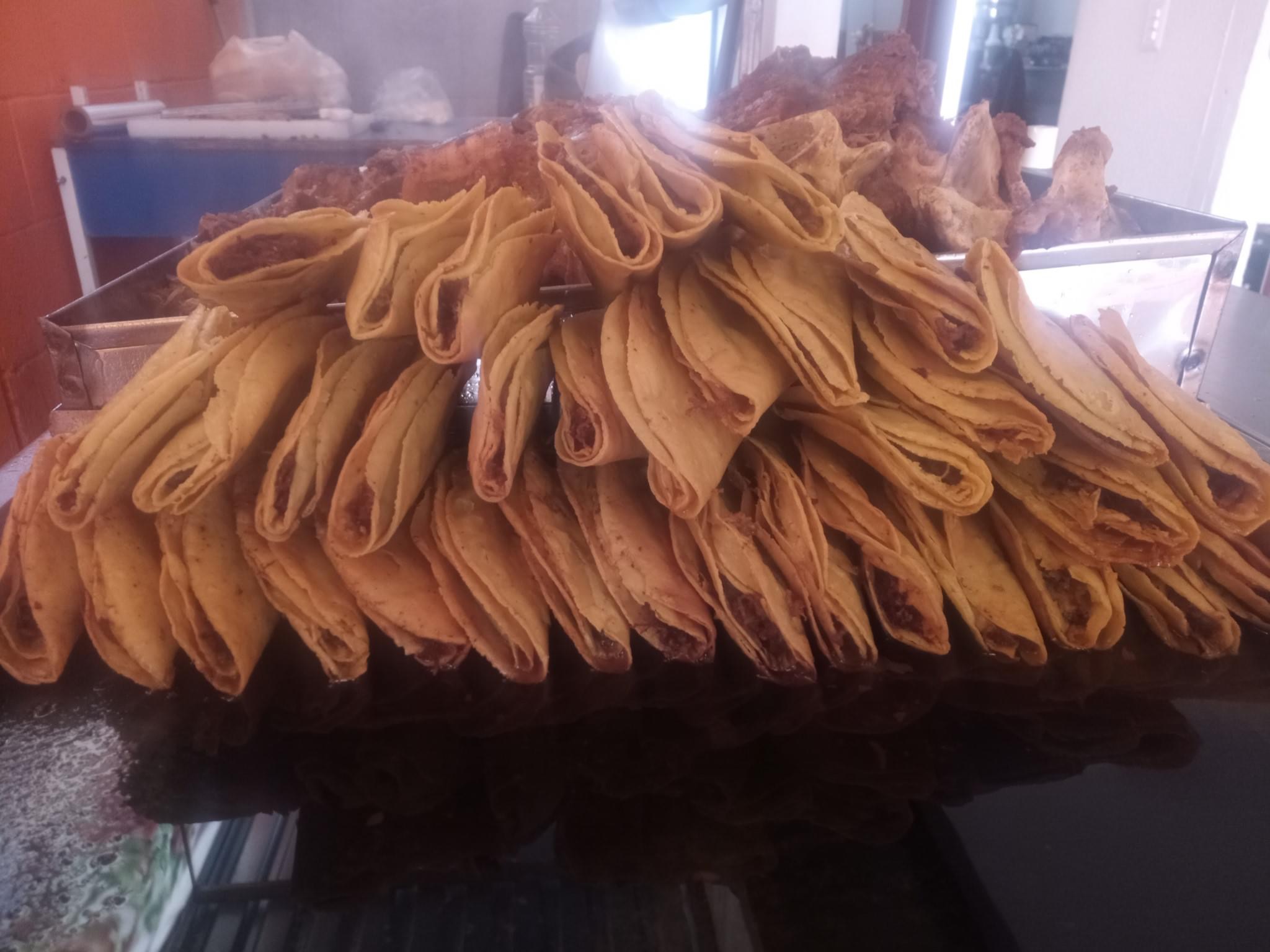 Birria de res "El Wuenses" image 5