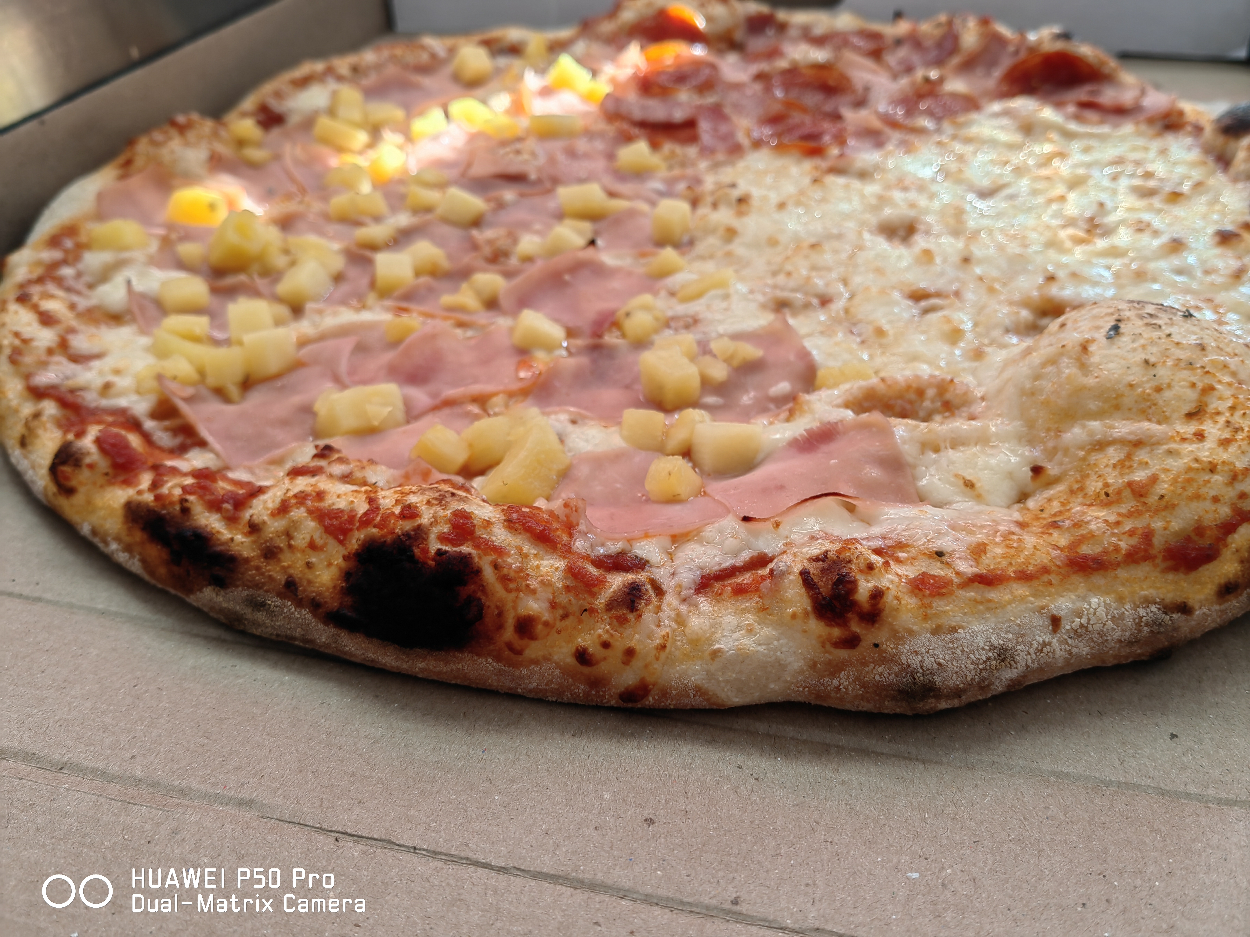 Louis italian pizza image 2