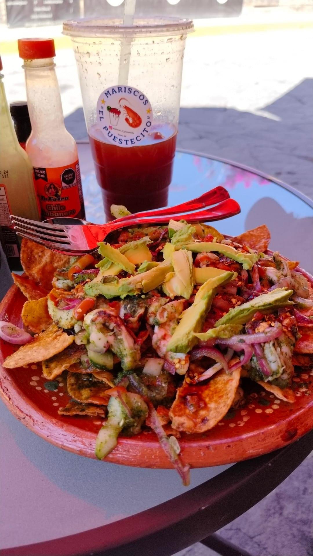 Mariscos el puestesito image 1