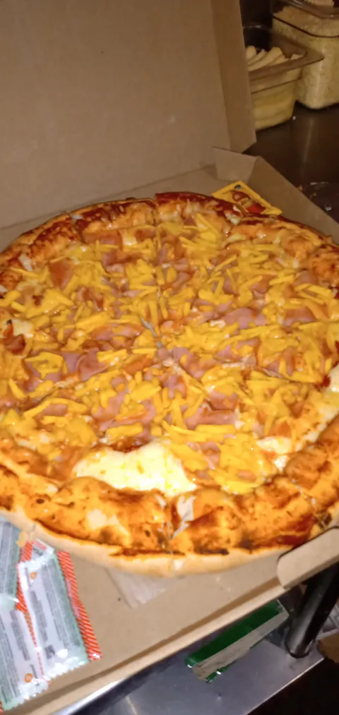 Super Pizza Charly image 4