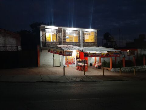 Hamburguesas "LA CURVA" image 2