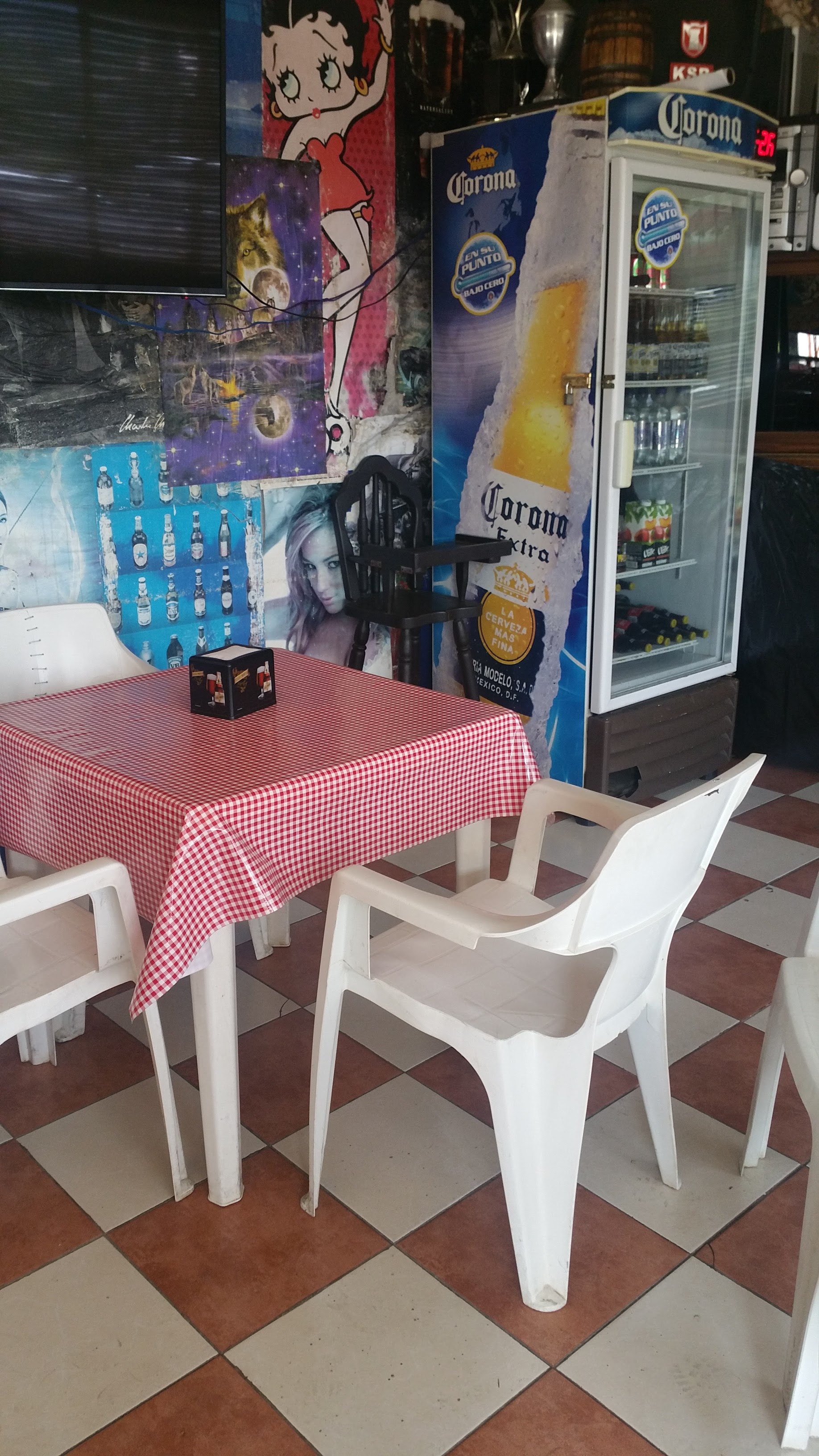 Artezzanos Pizza image 5