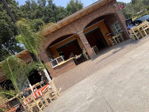 Barbacoa y Consomé El rubio. image 2