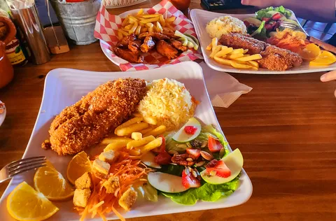 Happy Wings image 3