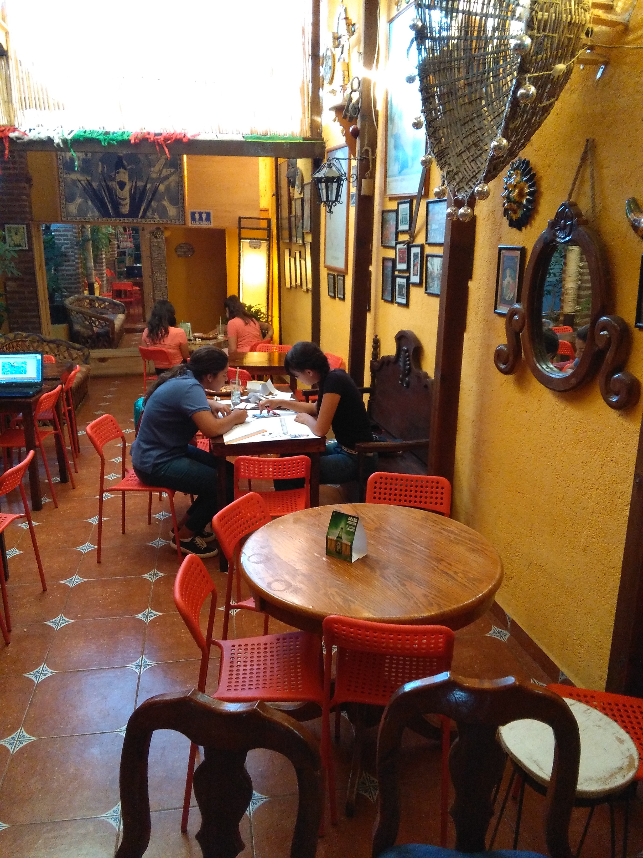 El Patio De Max image 1