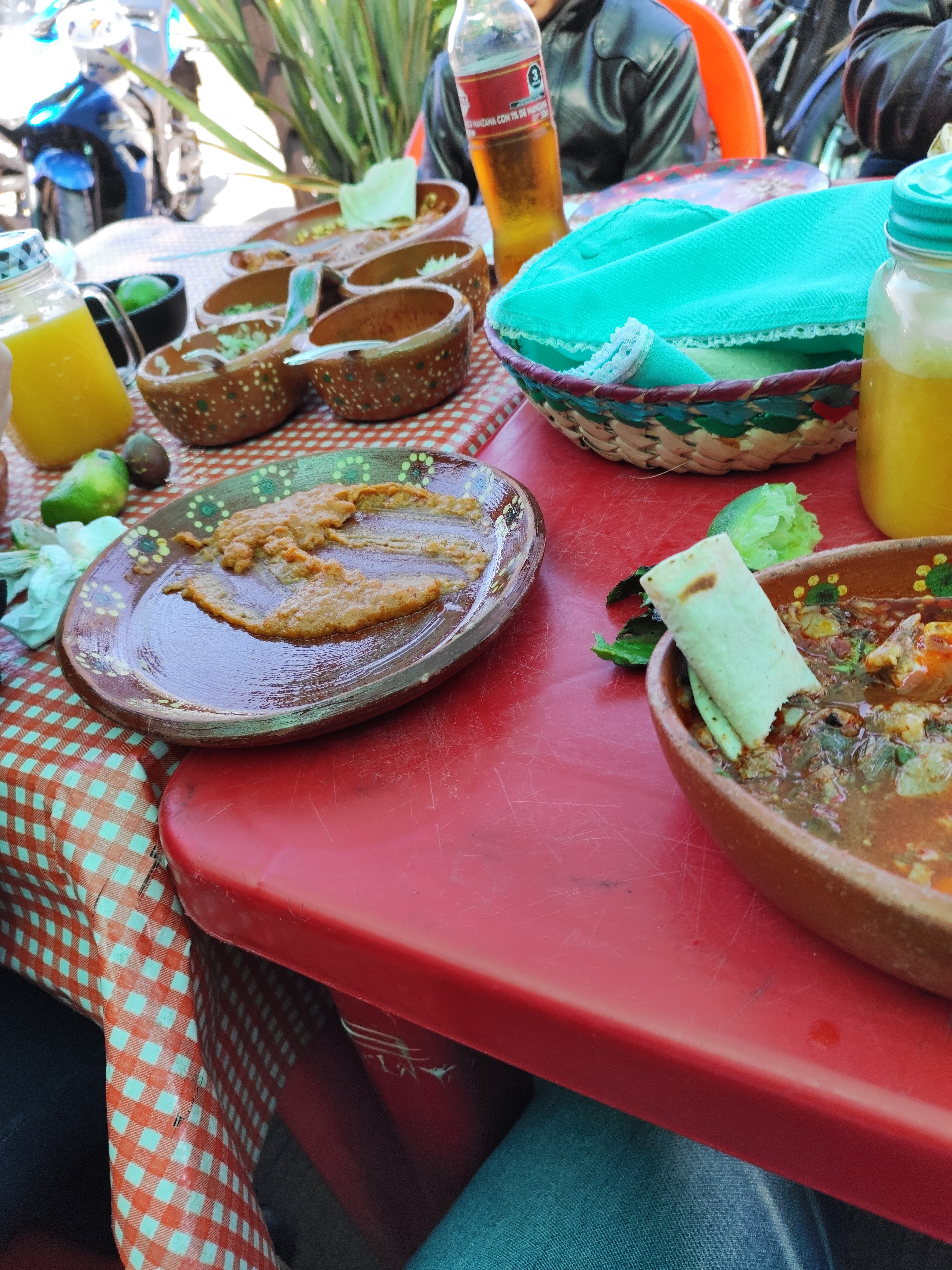 Las Cazuelas De Rosita image 2