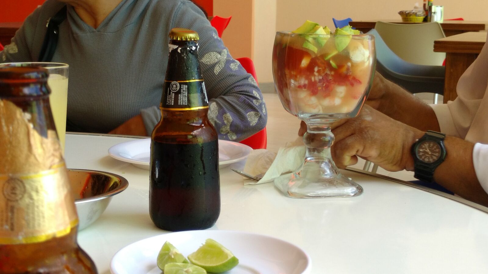 El Pez Dorado image 9