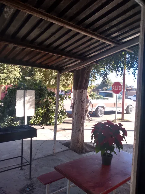 Taquería "La Parrillada" image 5